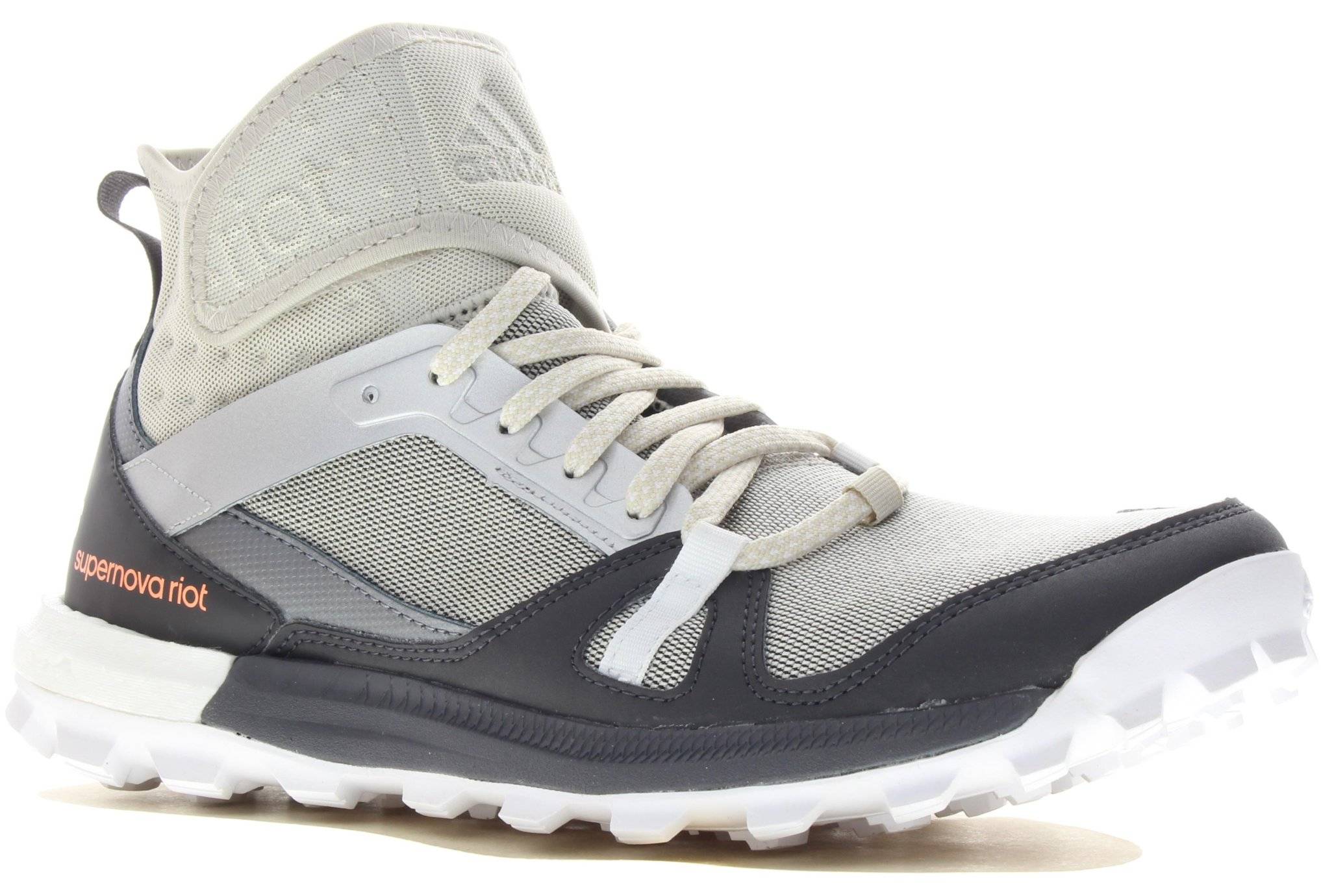 adidas Supernova Riot W 