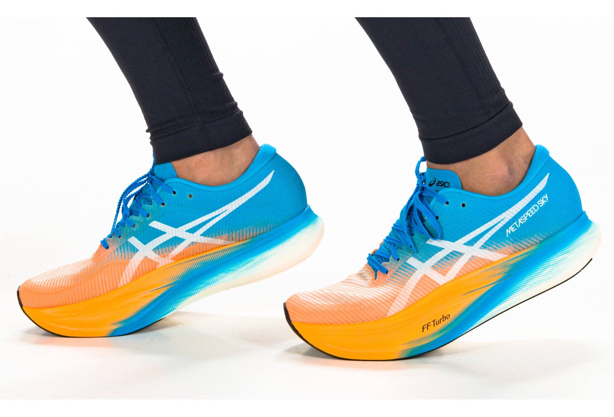 Asics Metaspeed Sky+ M homme pas cher 1013A115-800