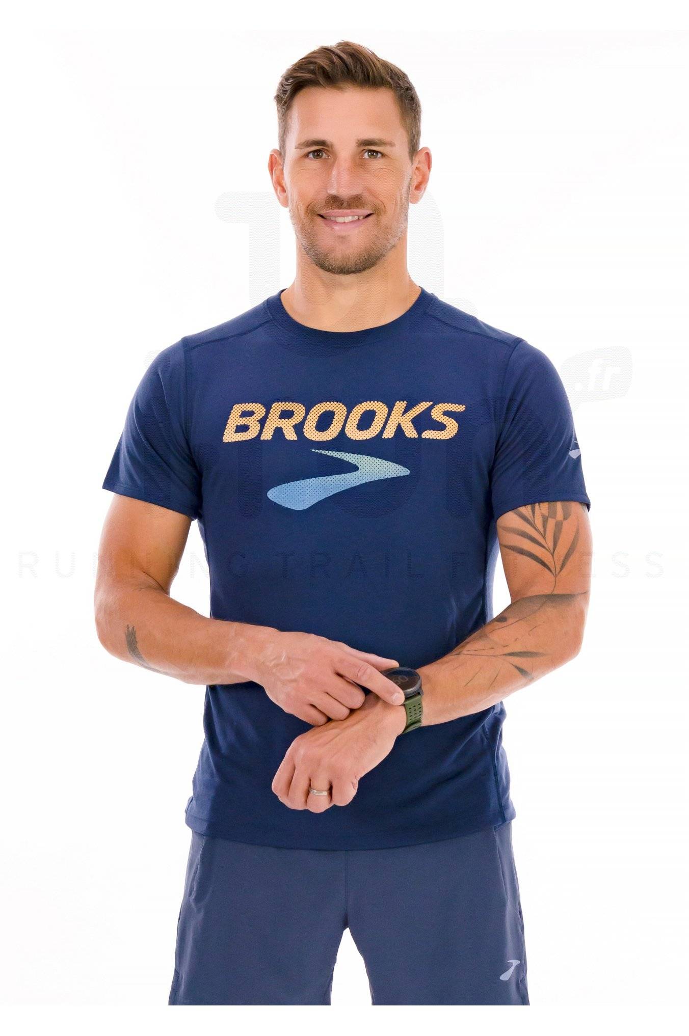 Brooks Distance 3.0 