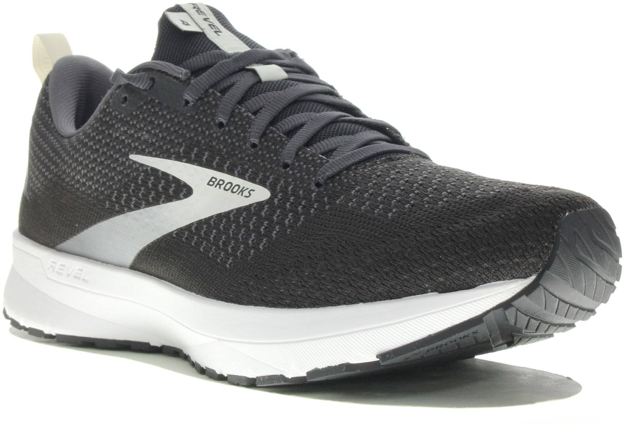Brooks Revel 4 M 