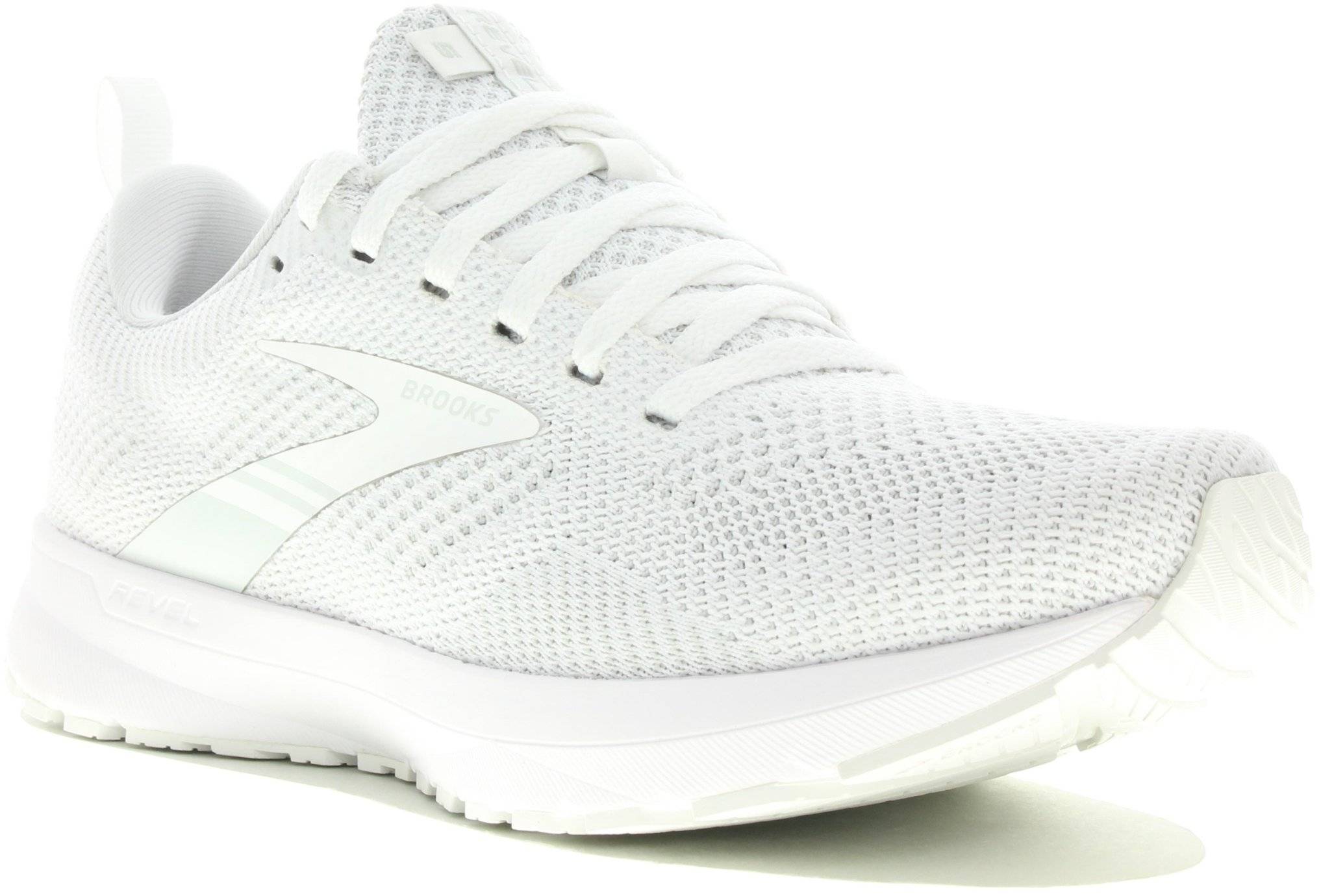 Brooks Revel 5 W 