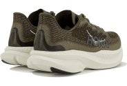 Hoka One One Mach 6