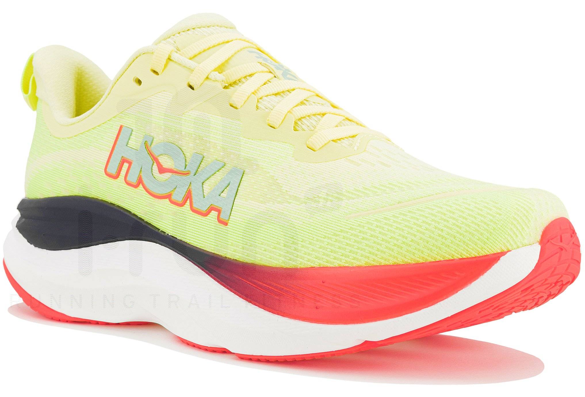 Hoka One One Skyflow 