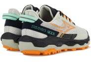 Mizuno Wave Mujin 11