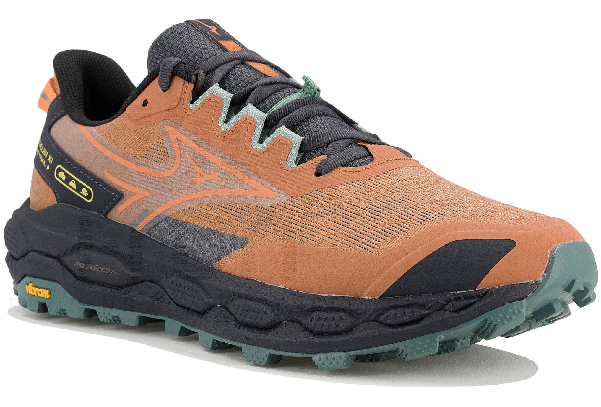 Mizuno Wave Mujin 11 