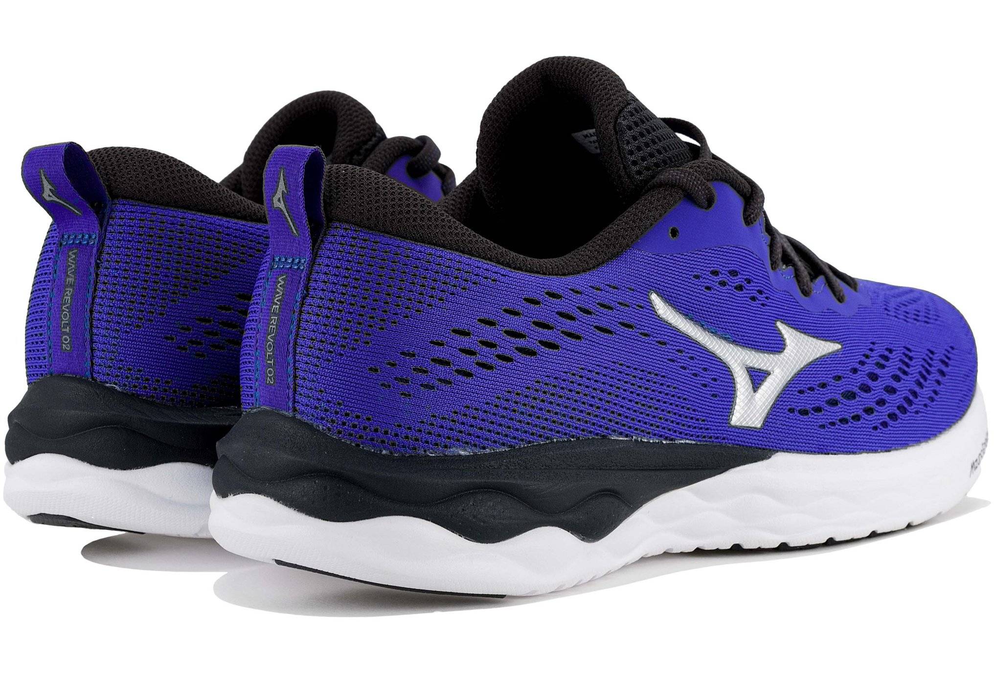 mizuno wave revolt 02