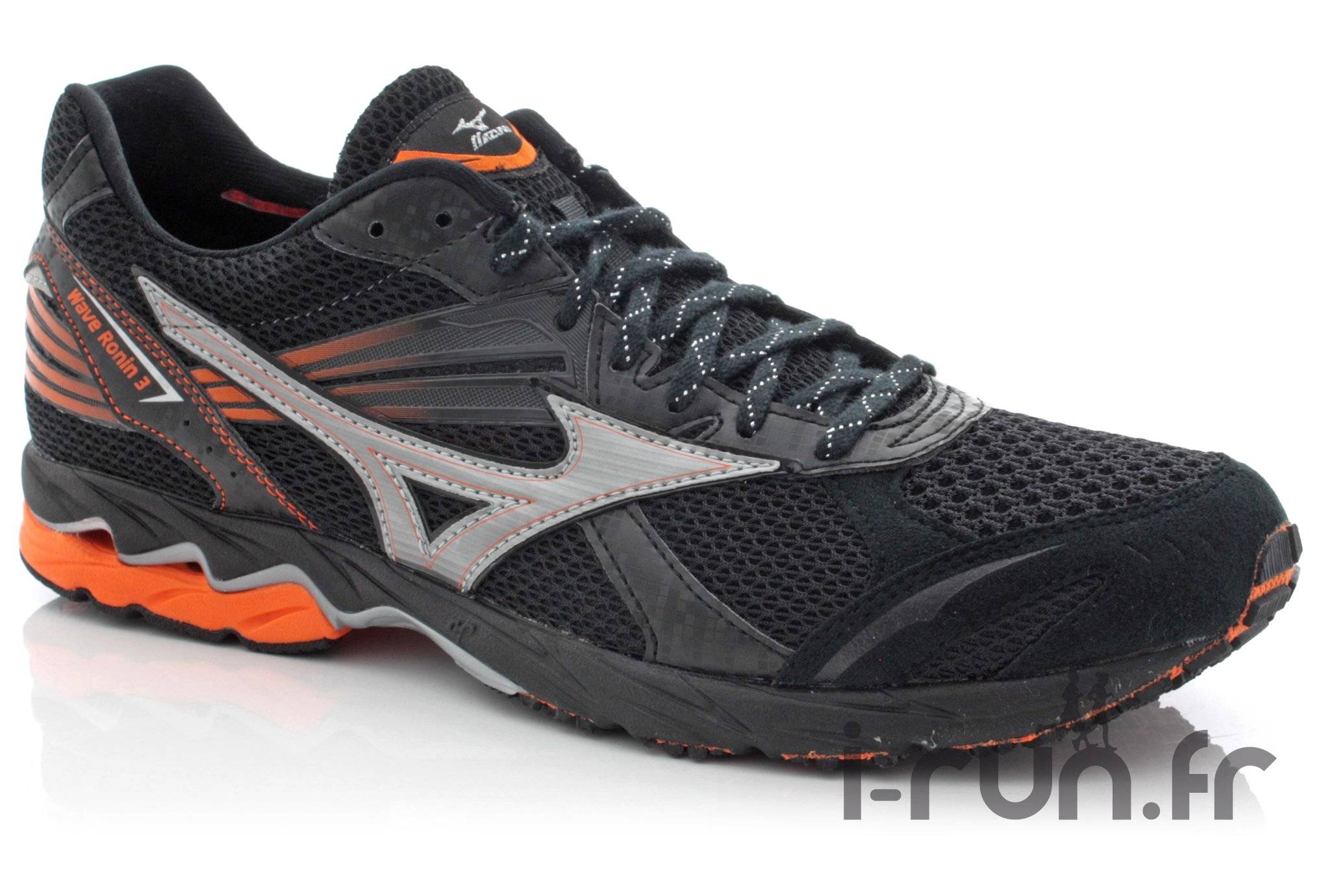 Mizuno Wave Ronin 3 