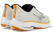 Mizuno Wave Ultima 16