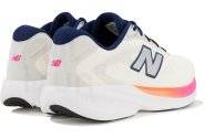 New Balance Fresh Foam 680 V9