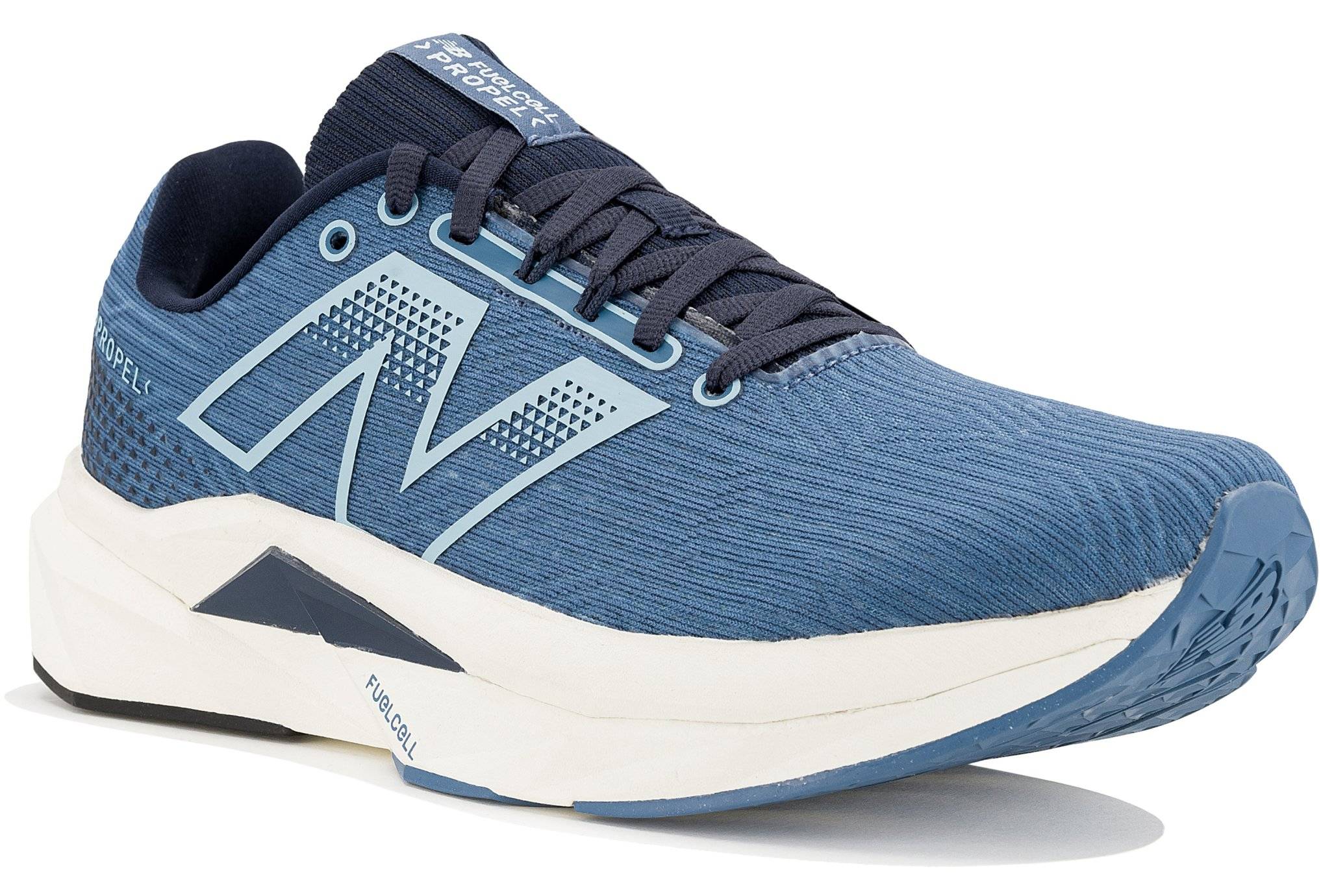 New Balance FuelCell Propel V5 