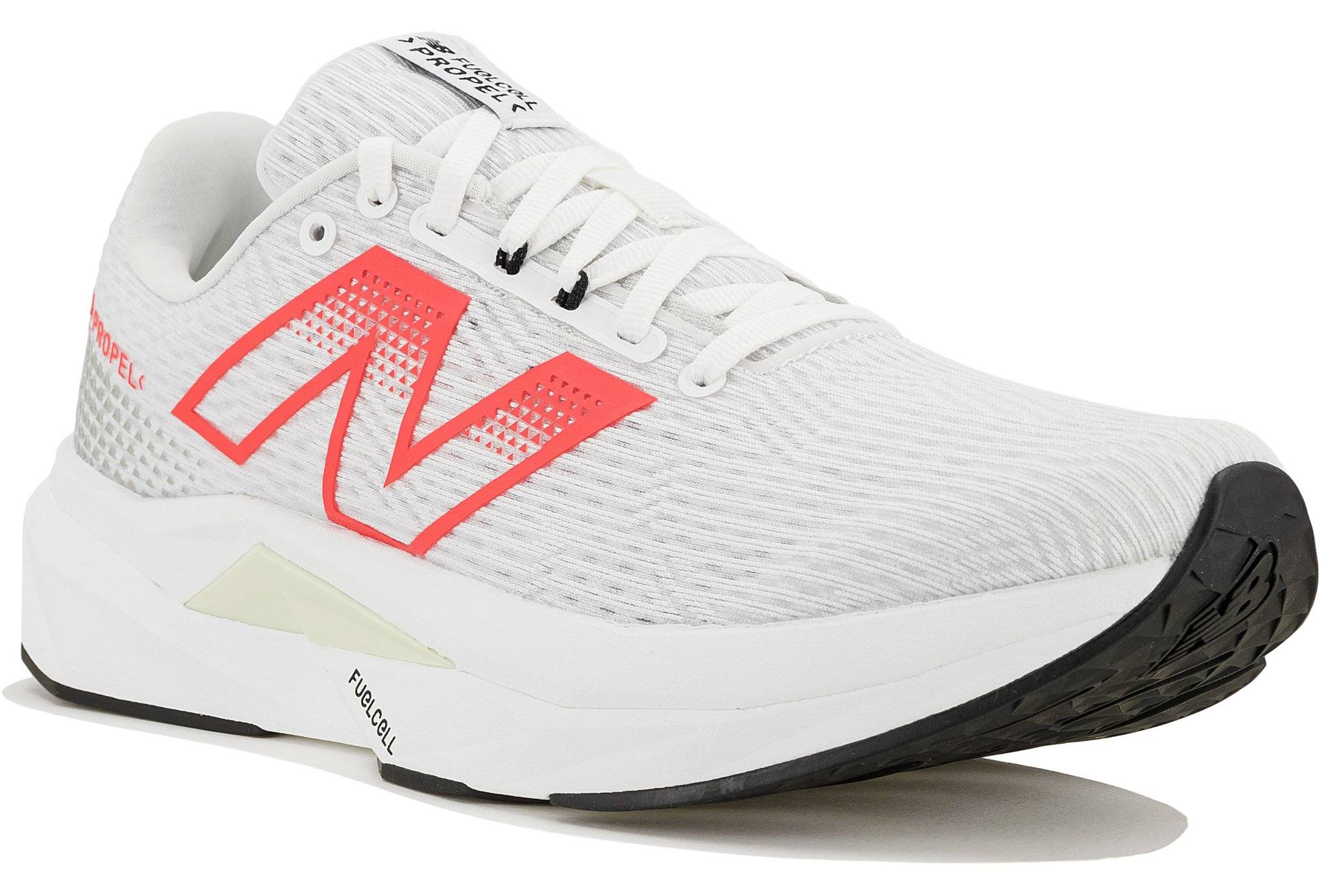 New Balance FuelCell Propel V5 