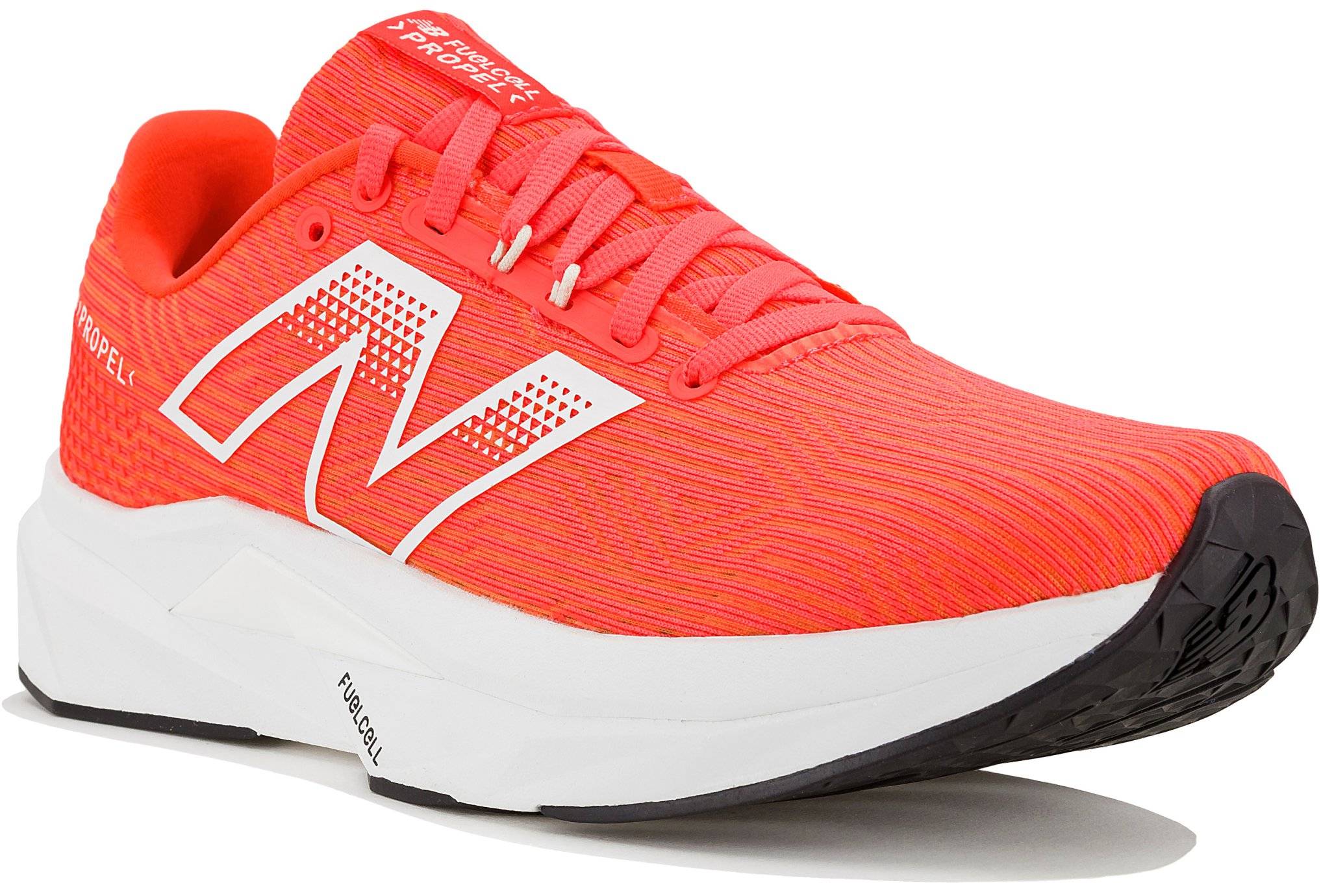 New Balance FuelCell Propel V5 