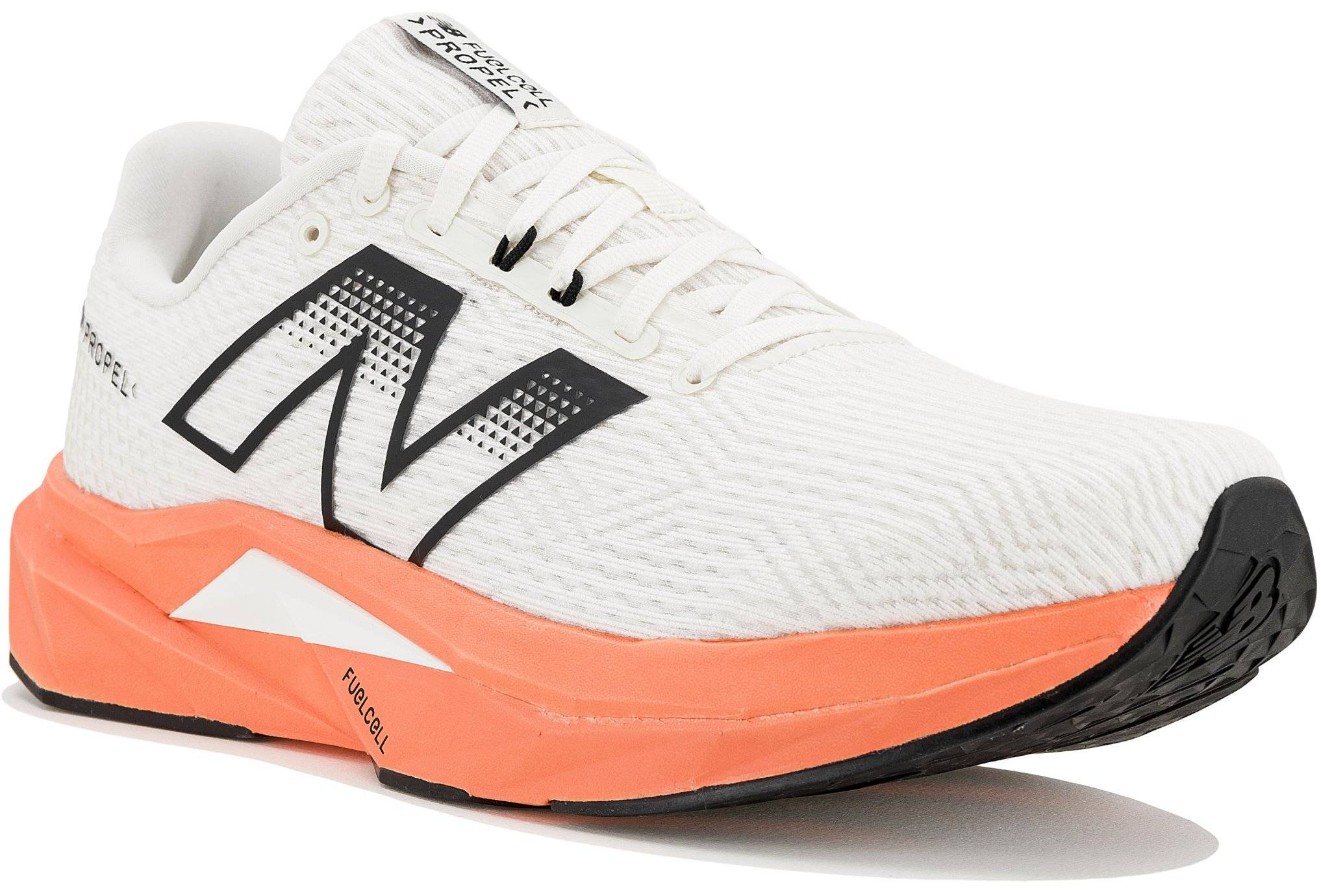 New Balance FuelCell Propel V5 