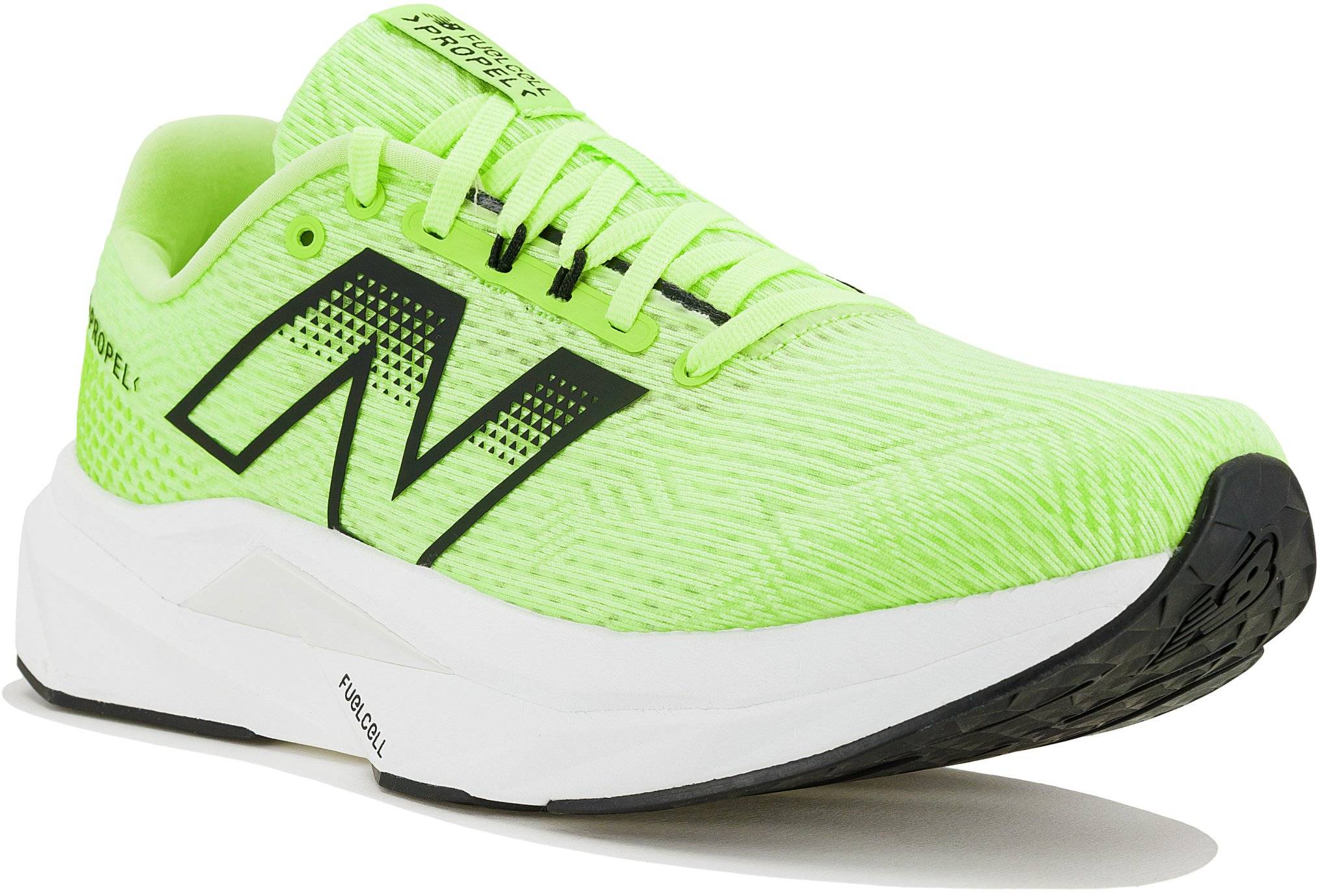 New Balance FuelCell Propel V5 
