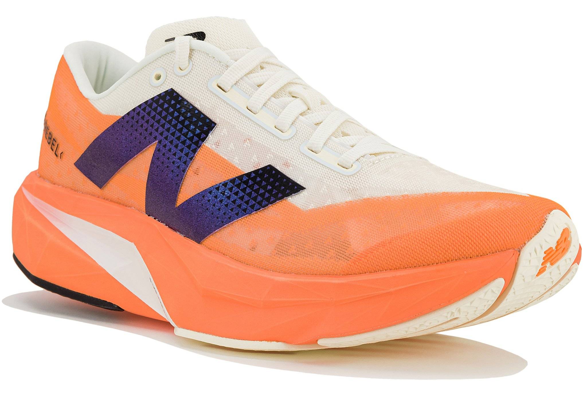 New Balance FuelCell Rebel V4 femme pas cher WFCXCC4-B