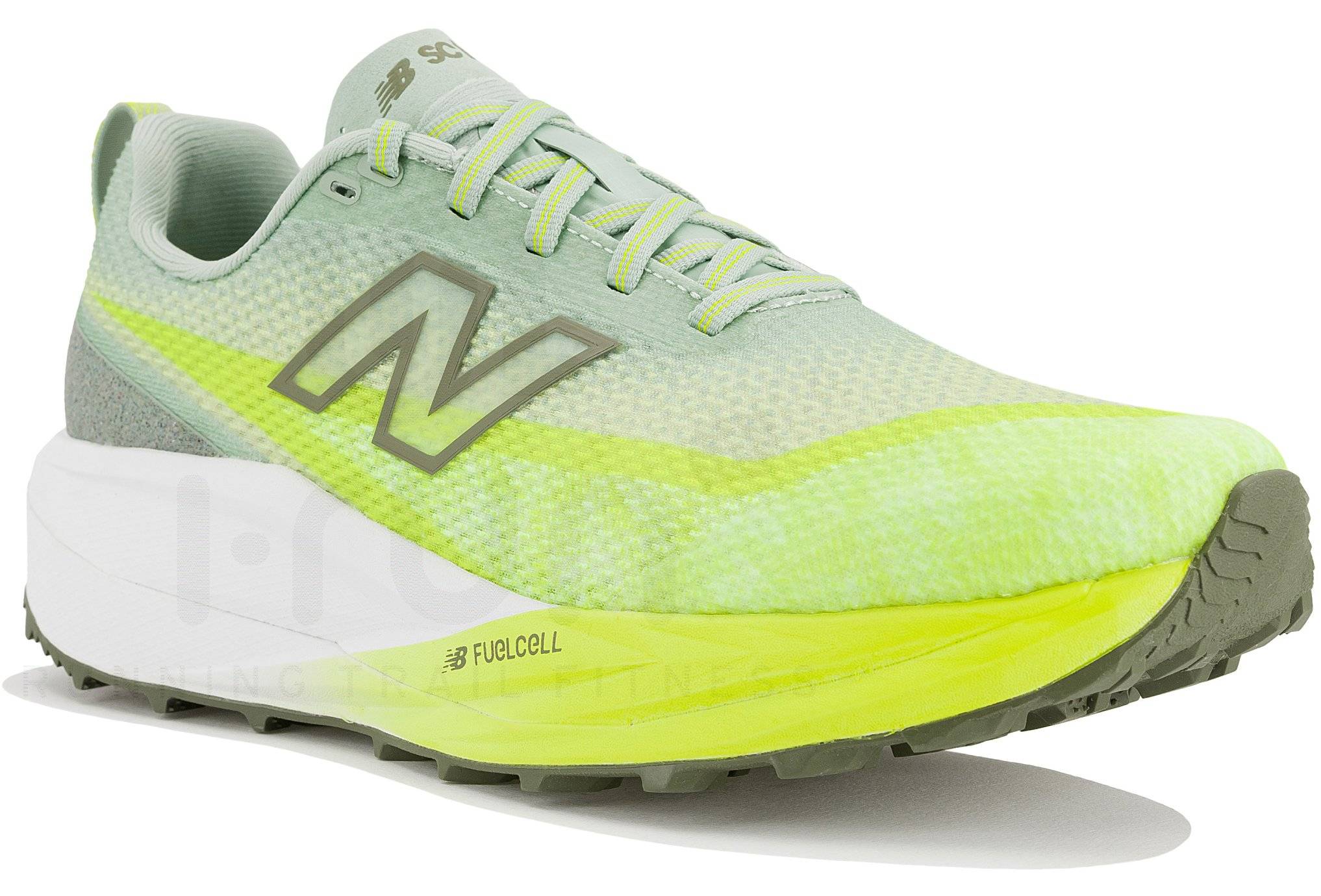 New Balance FuelCell SuperComp Trail V2 