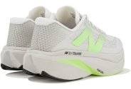 New Balance FuelCell SuperComp Trainer V3