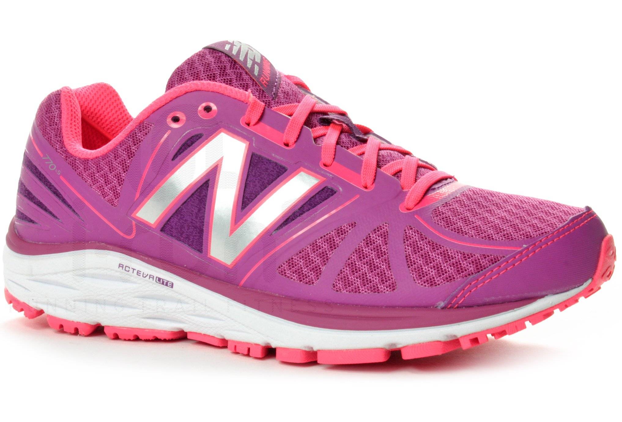 New Balance W 770 V5 - B 