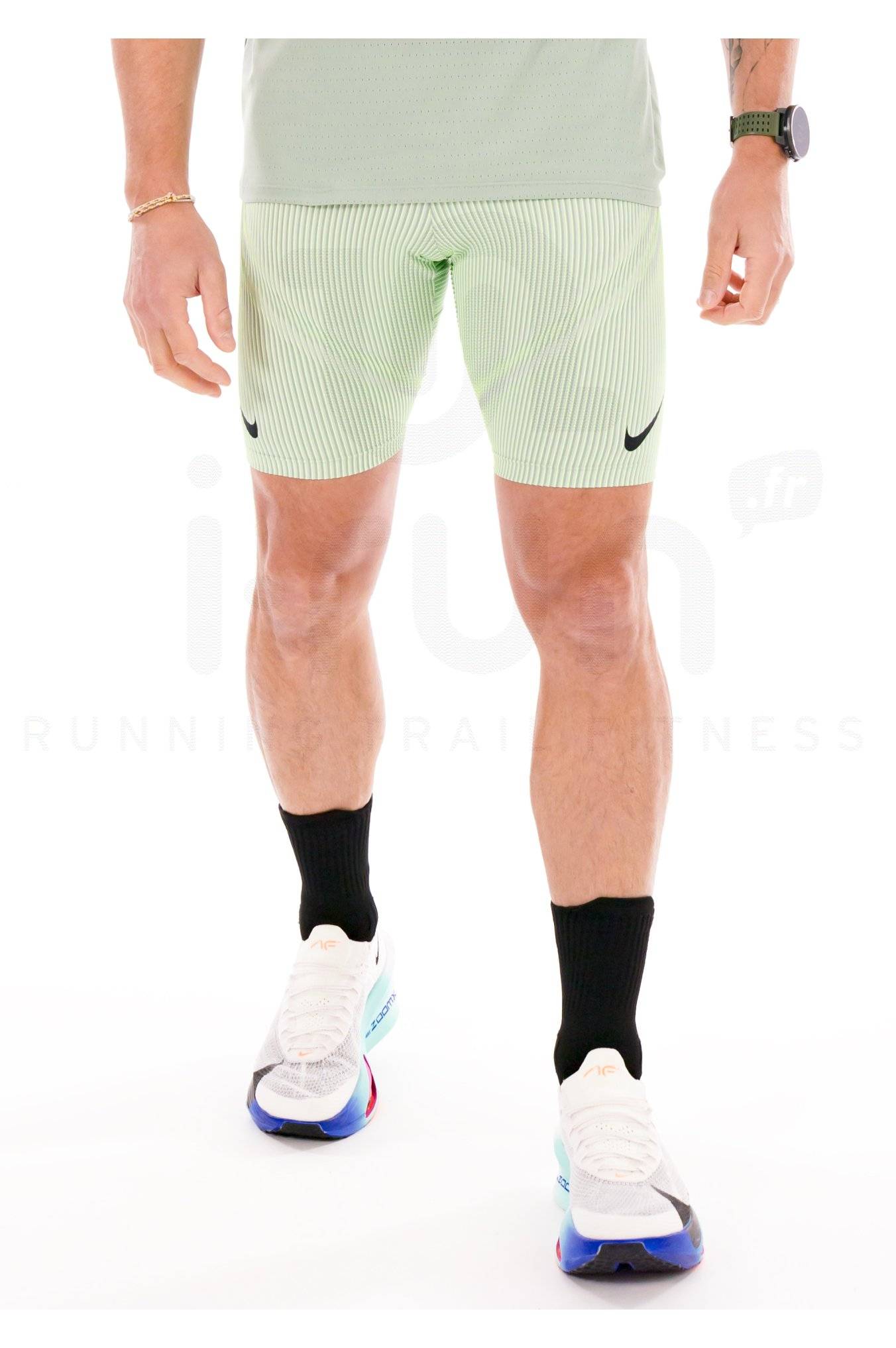 Nike AeroSwift 