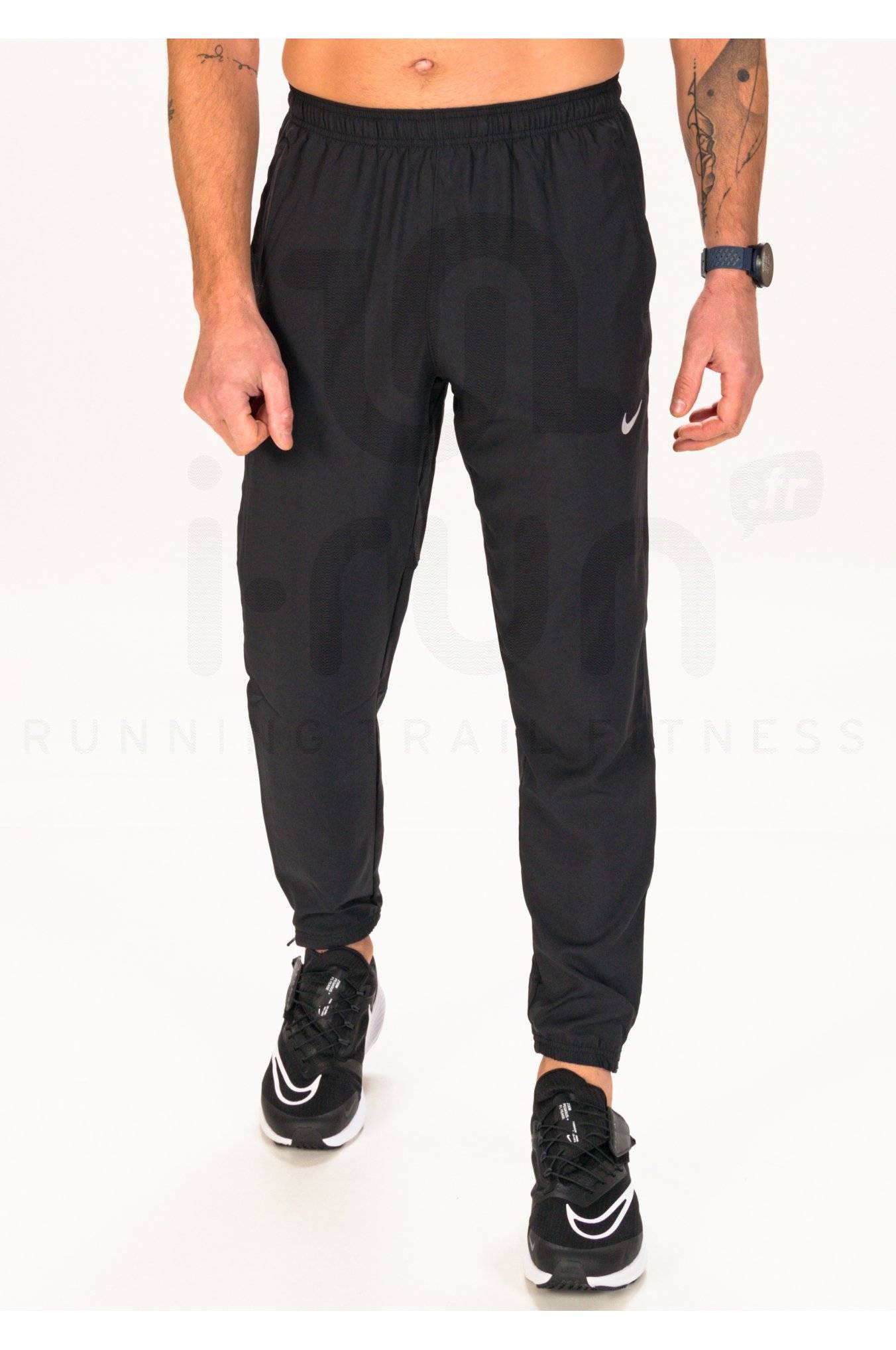 Nike Dri-Fit Challenger 