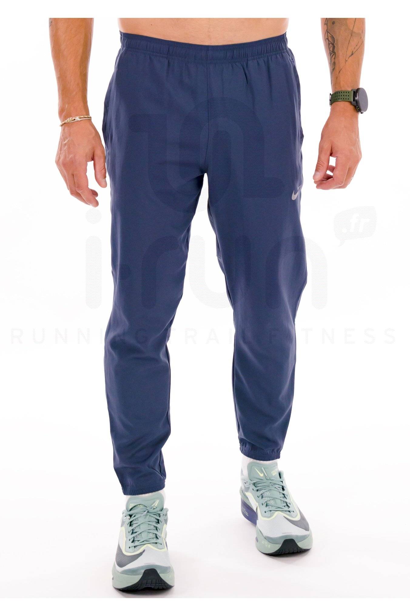 Nike Dri-Fit Challenger 
