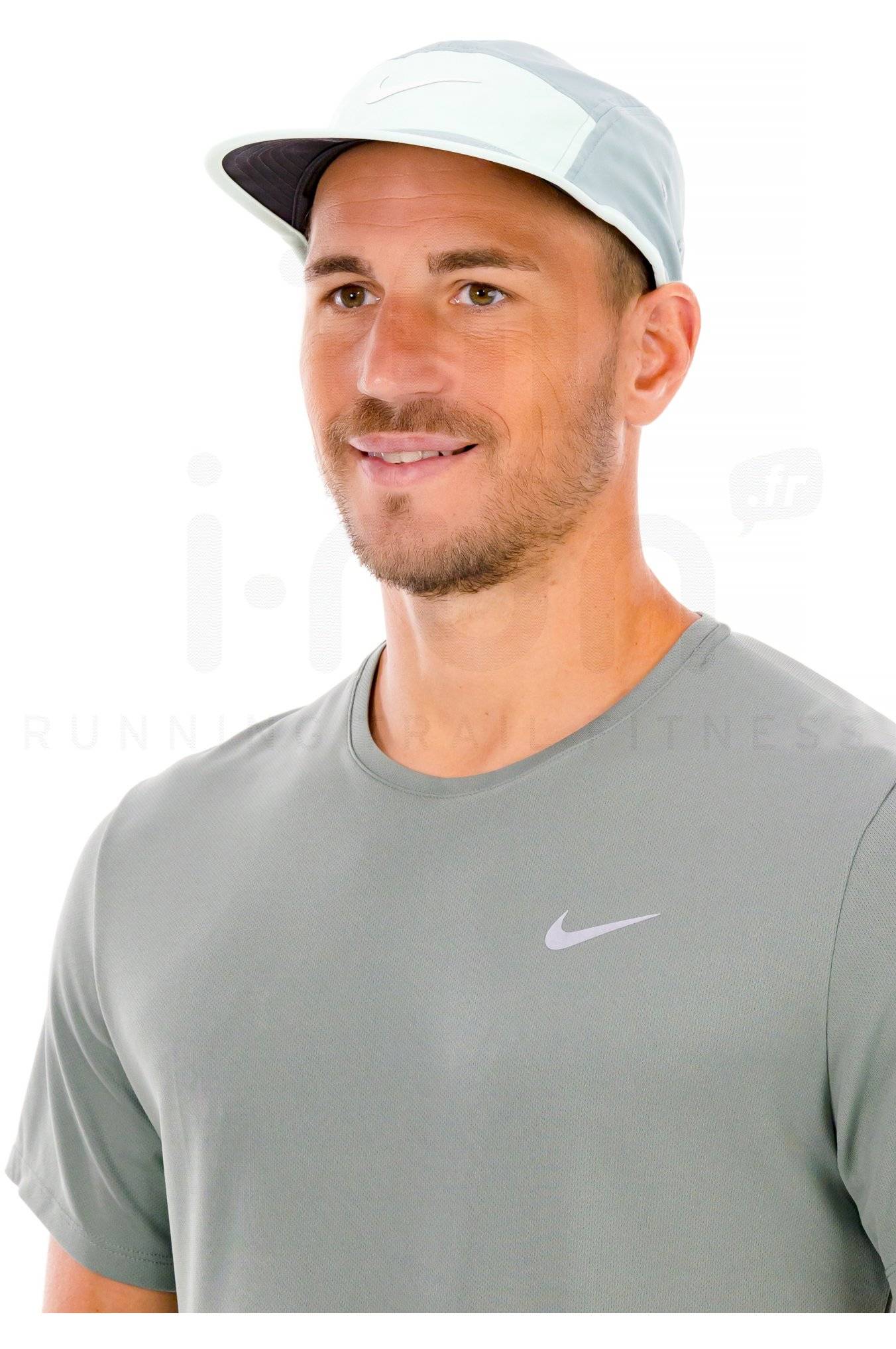 Nike Fly 