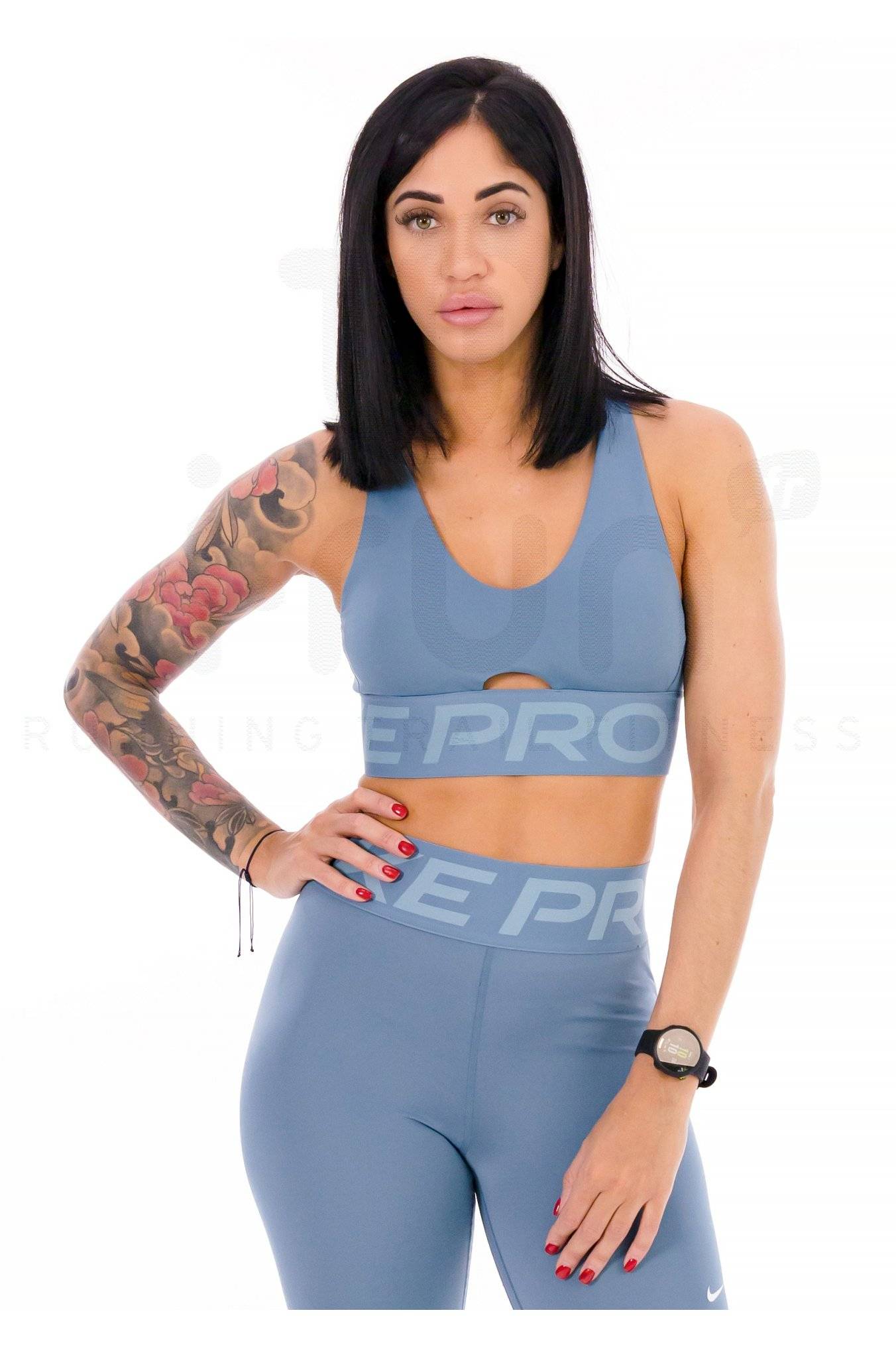 Nike Indy Plunge 