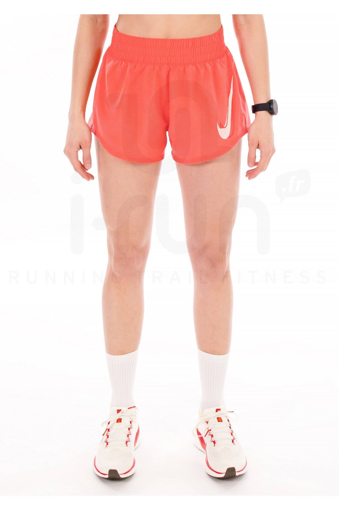 Nike One Swoosh 