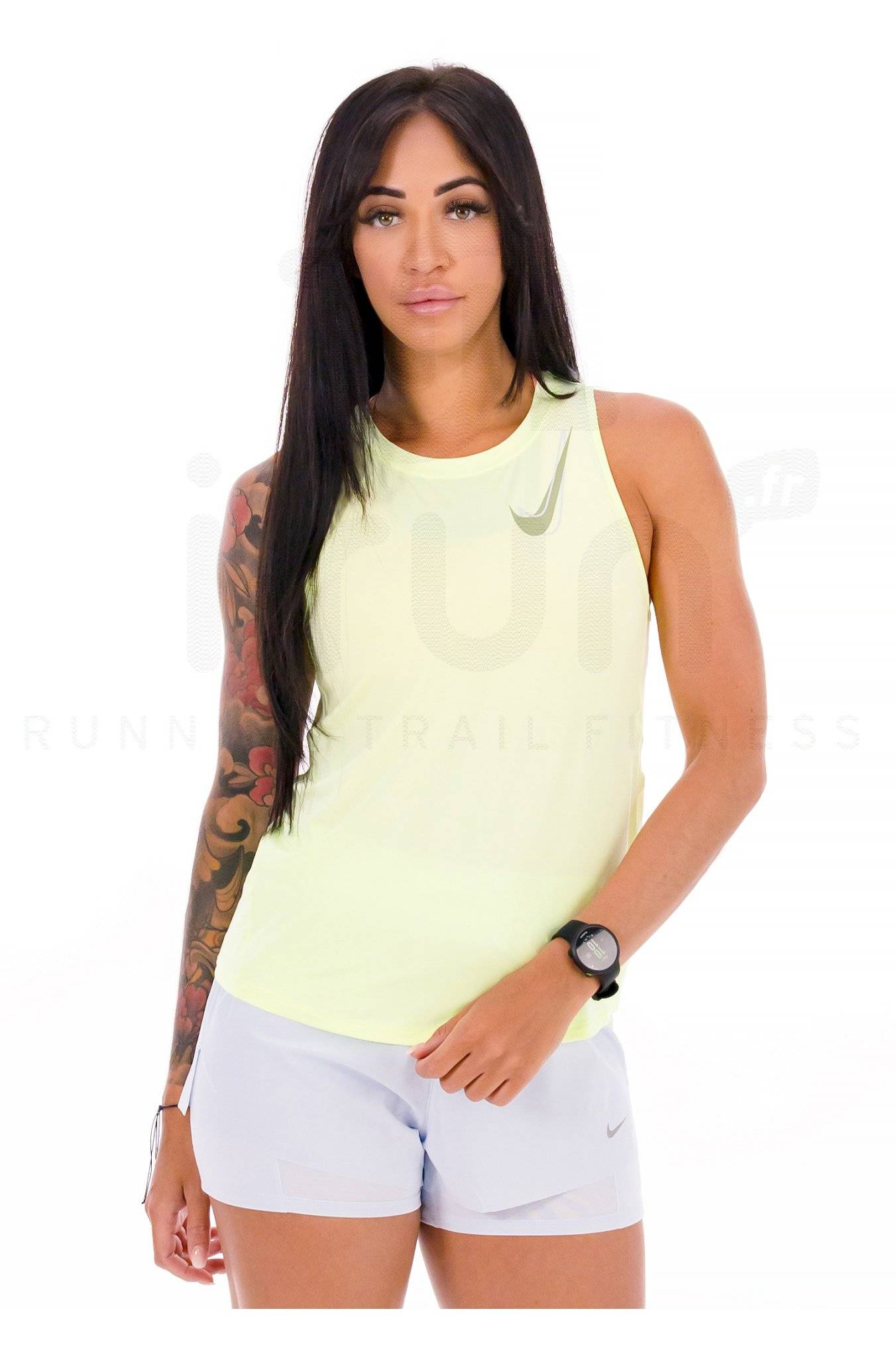 Nike One Swoosh 
