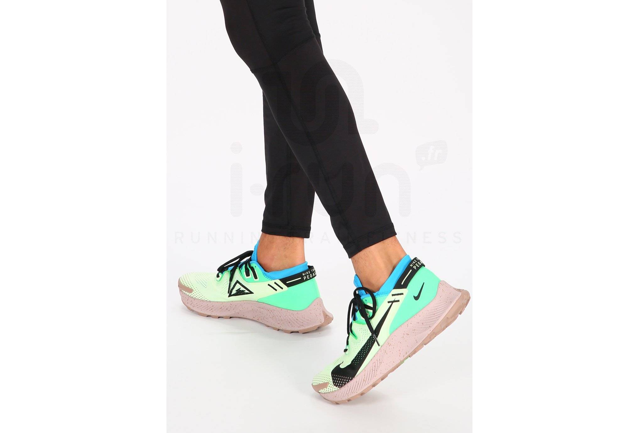 nike pegasus trail 2 size 11