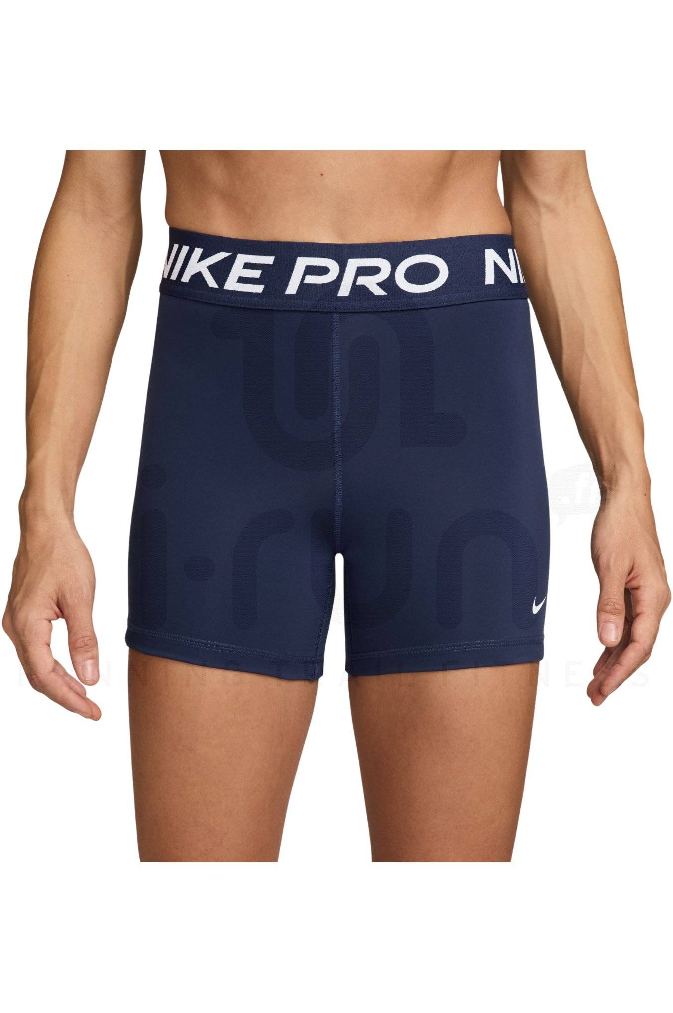 Nike Pro 365 