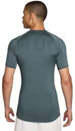 Nike Pro