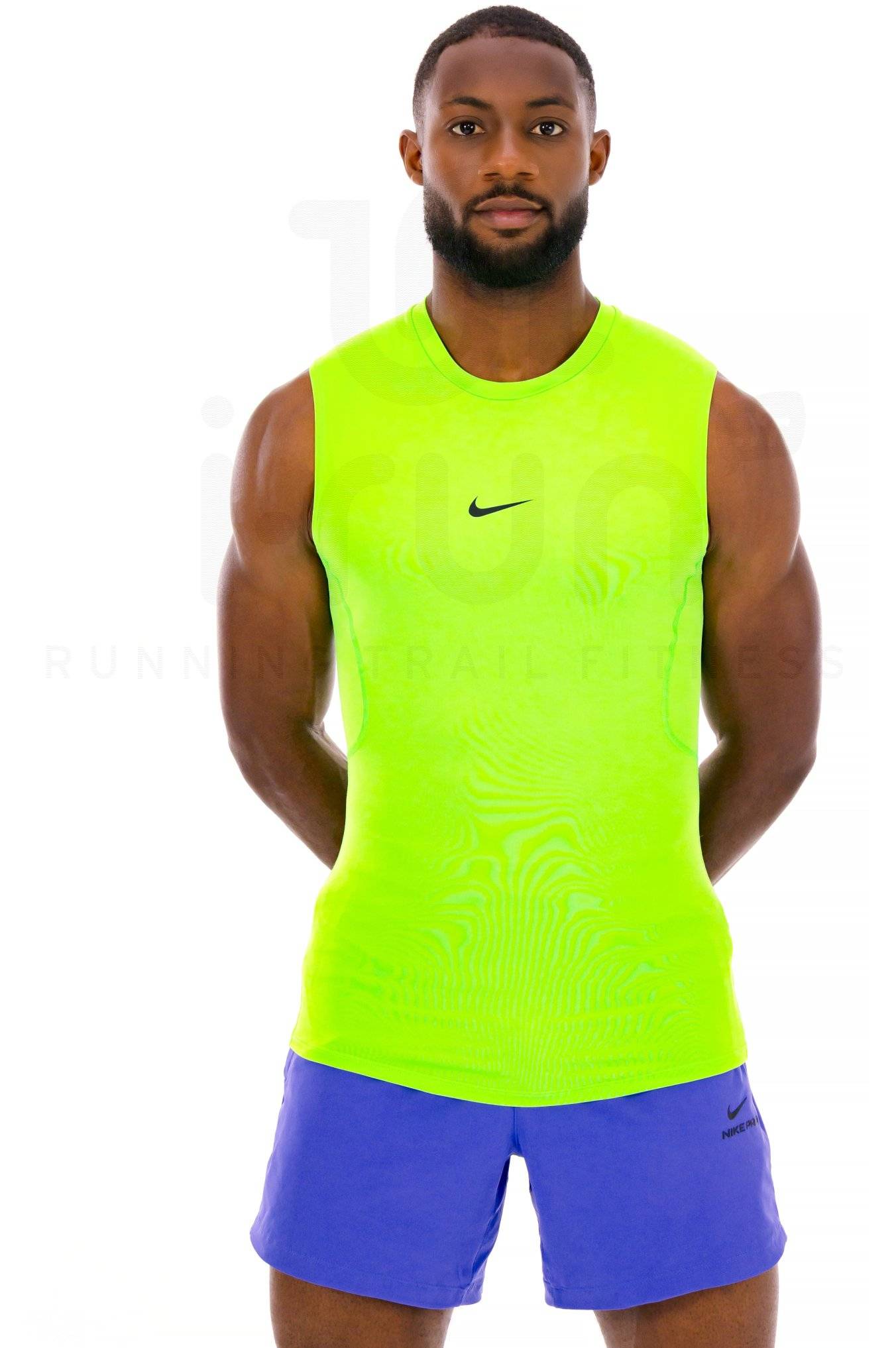 Nike Pro 