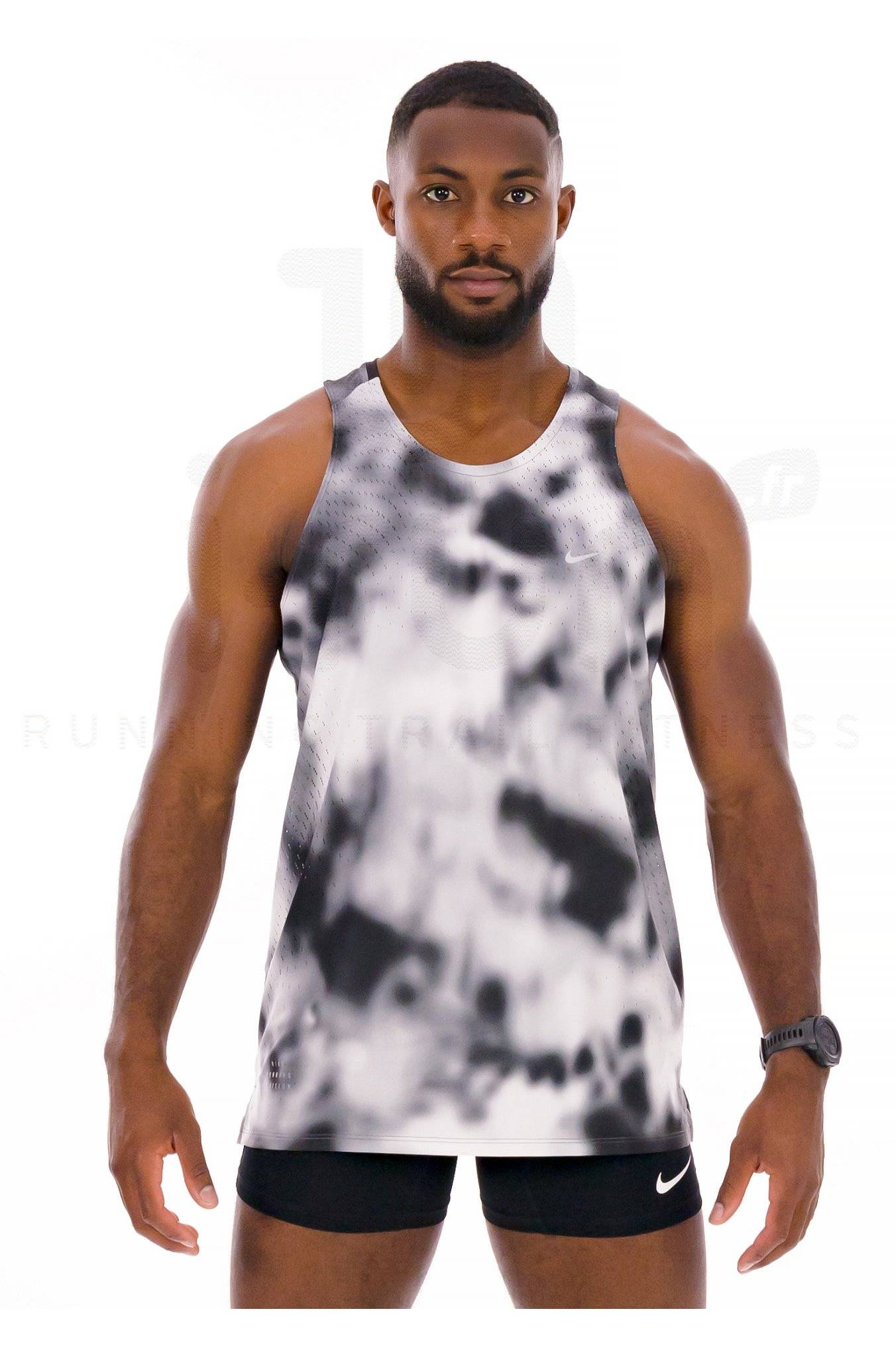 Nike Running Division Breathe 