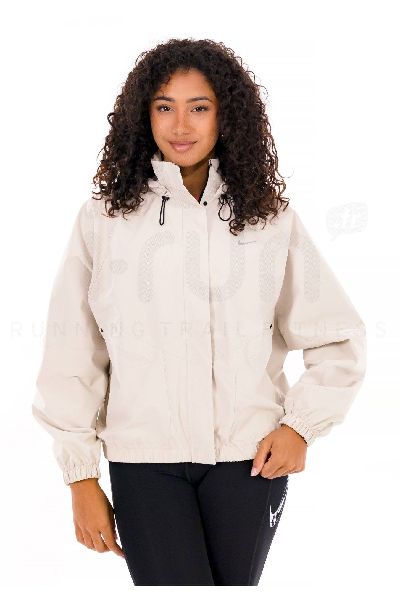 Nike Storm-FIT Swift 