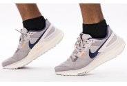 Nike Structure 25