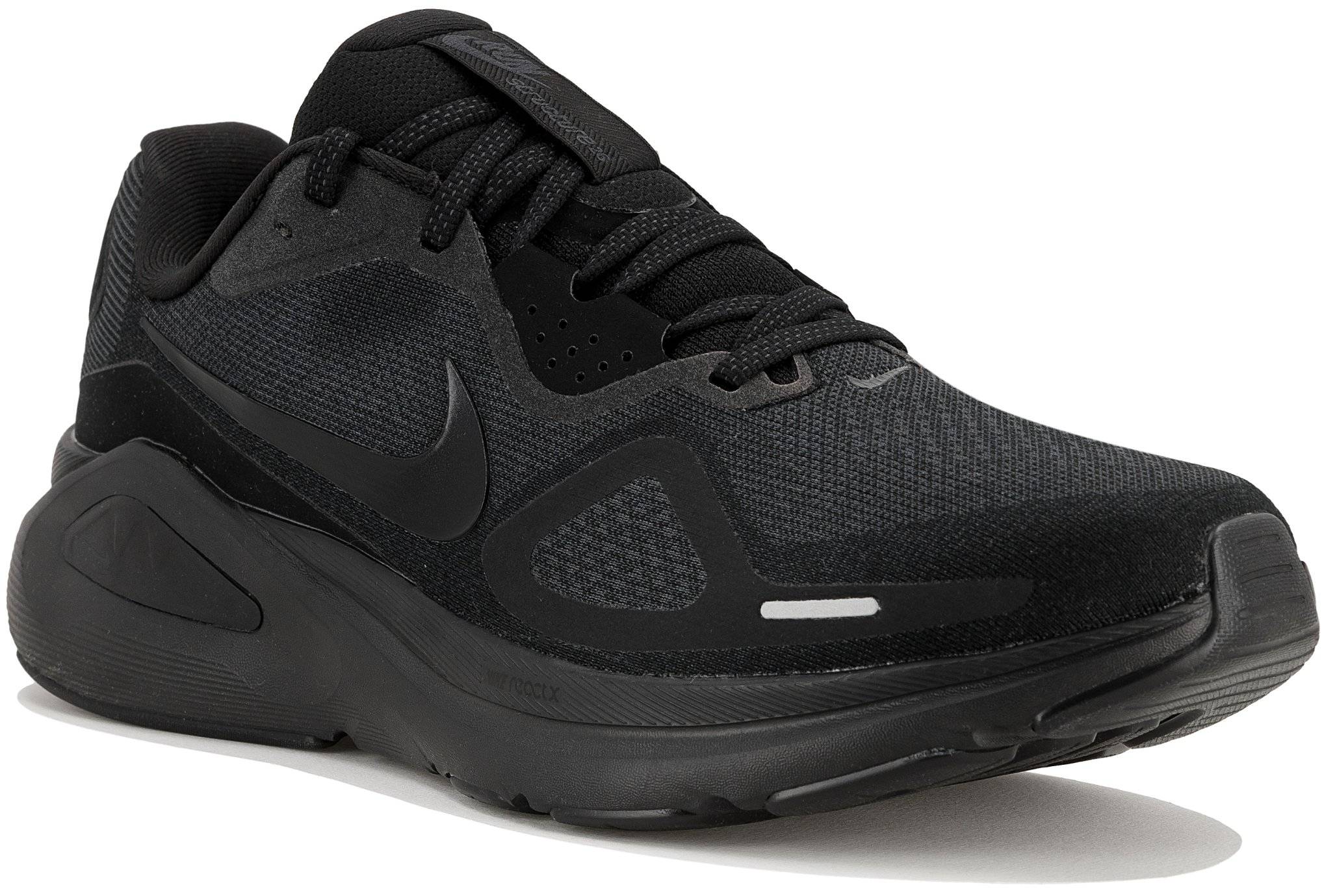 Nike Structure 26 