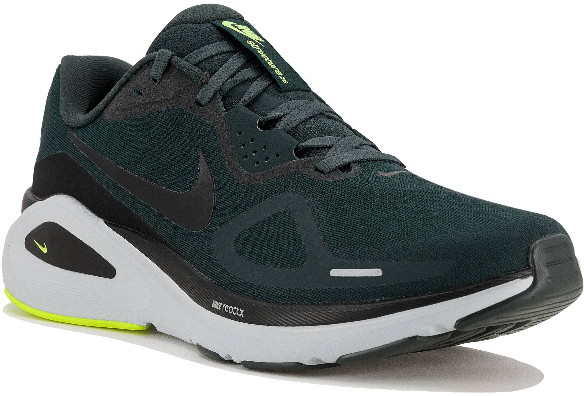 Nike Structure 26 