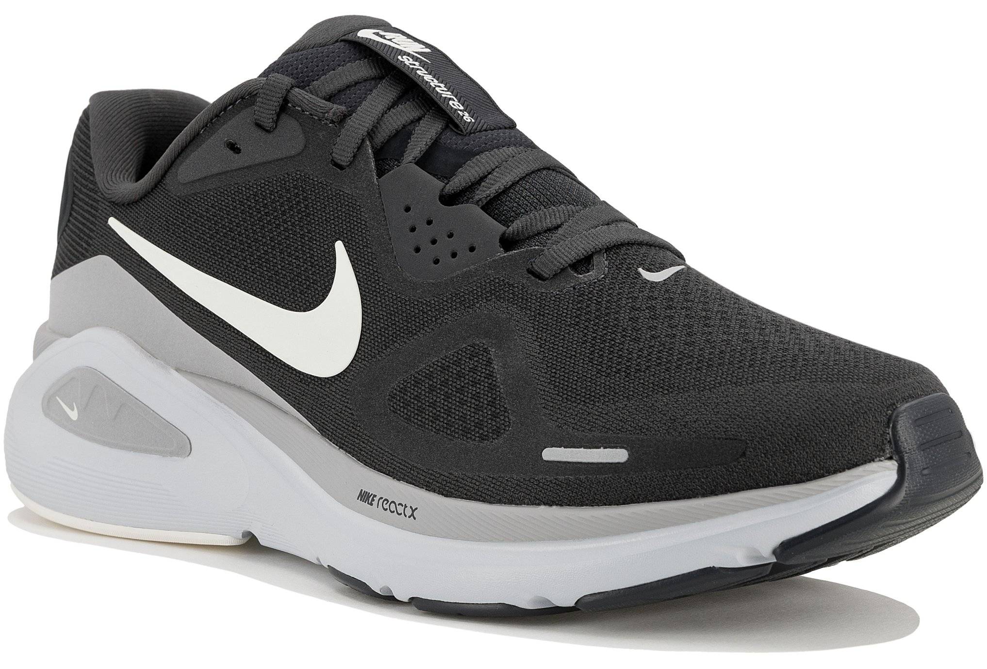 Nike Structure 26 