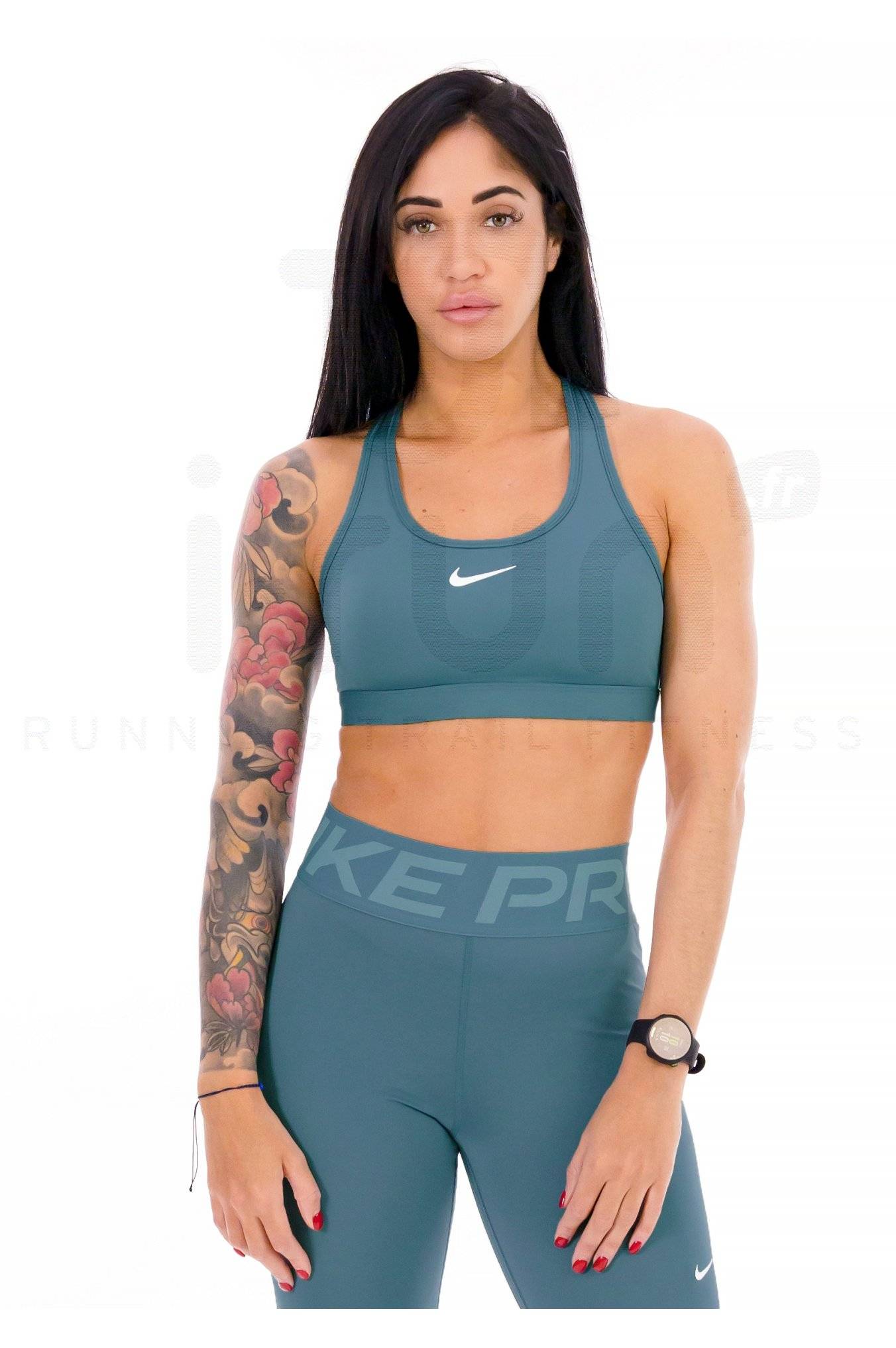 Nike Swoosh 