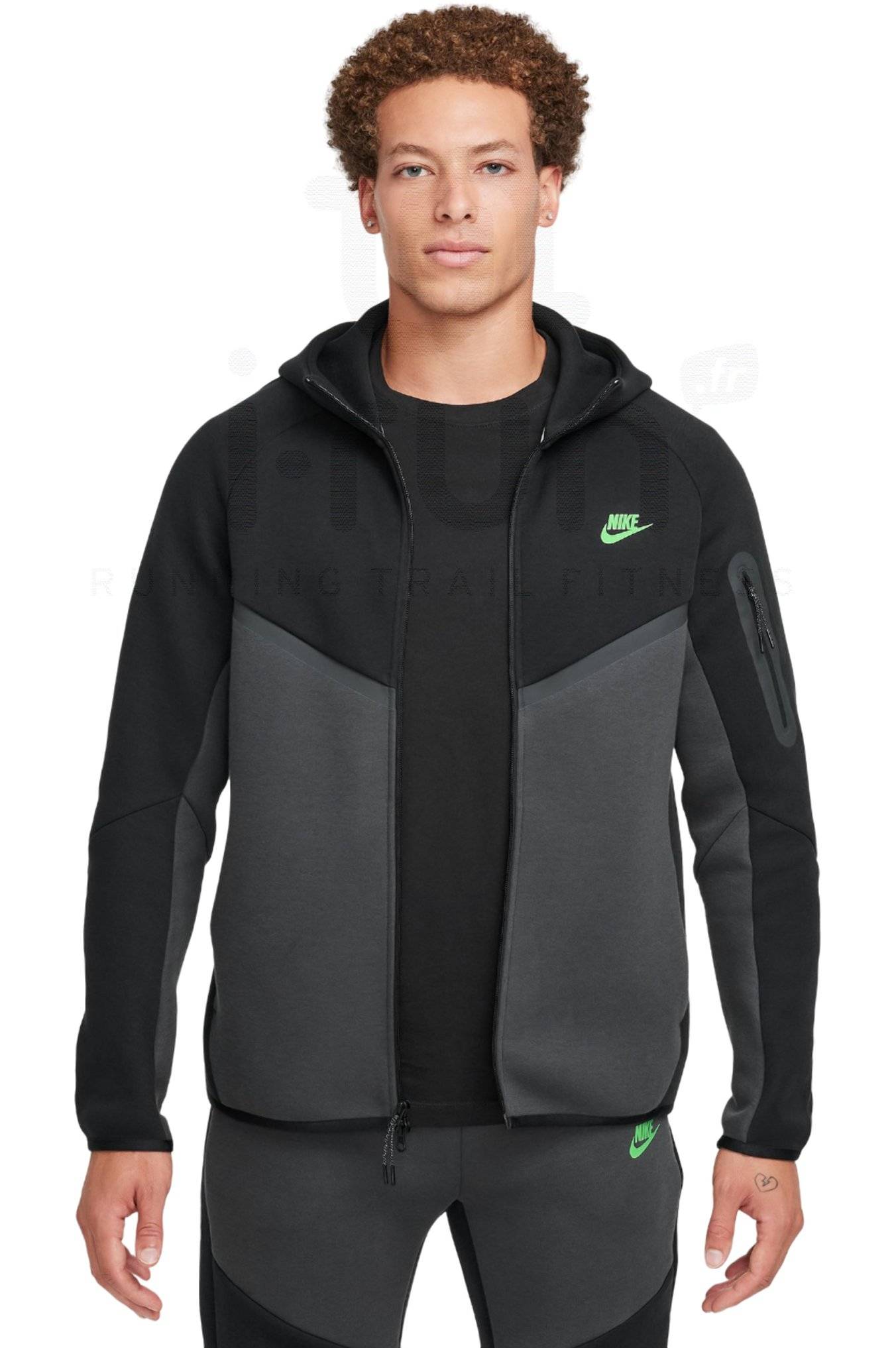 Nike Tech Windrunner 