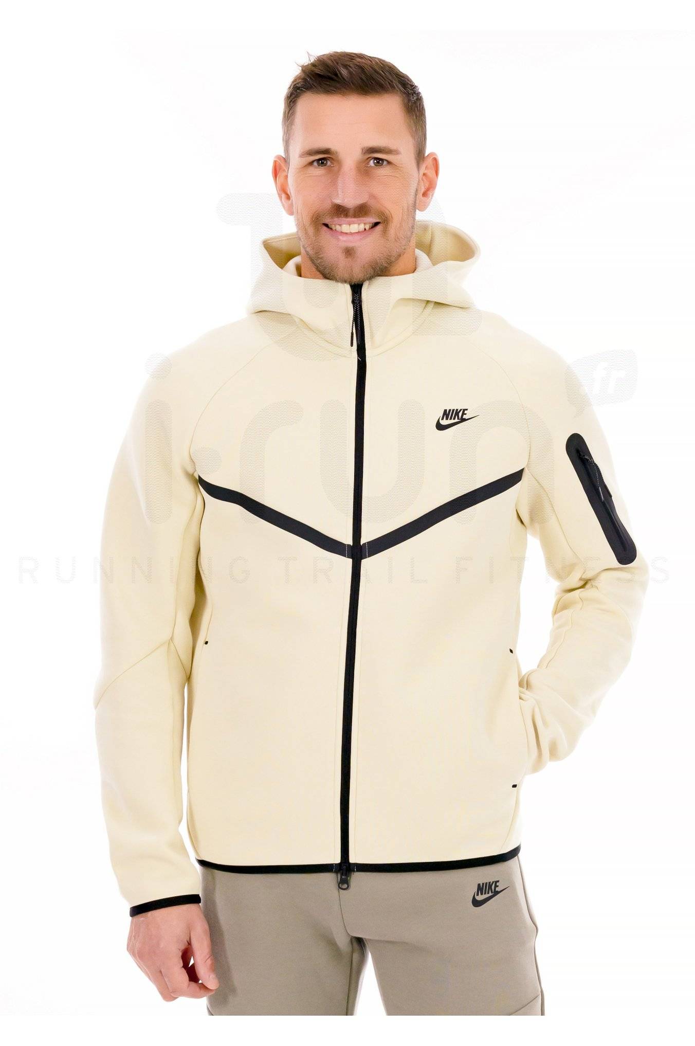 Nike Tech Windrunner 