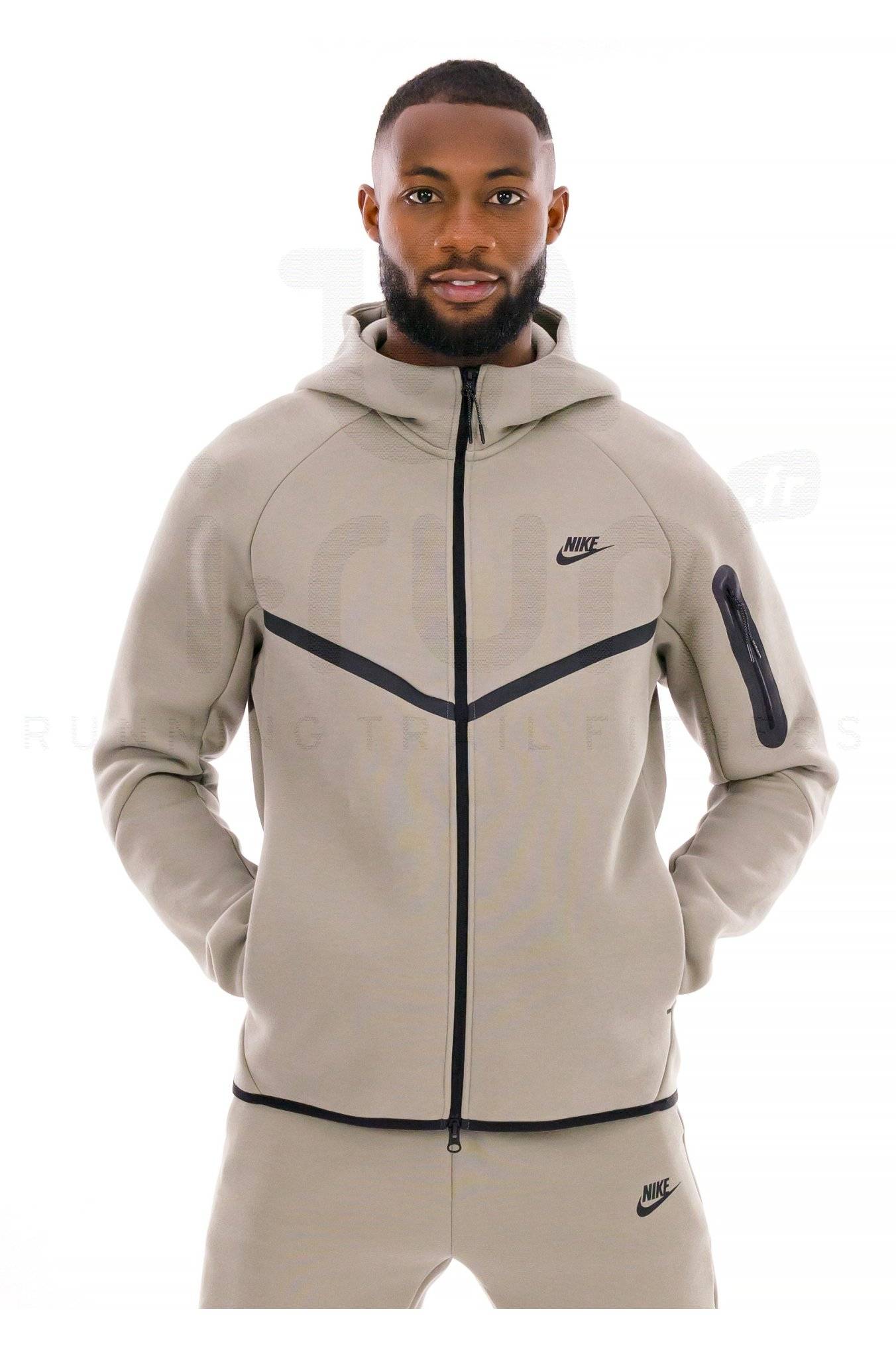 Nike Tech Windrunner 