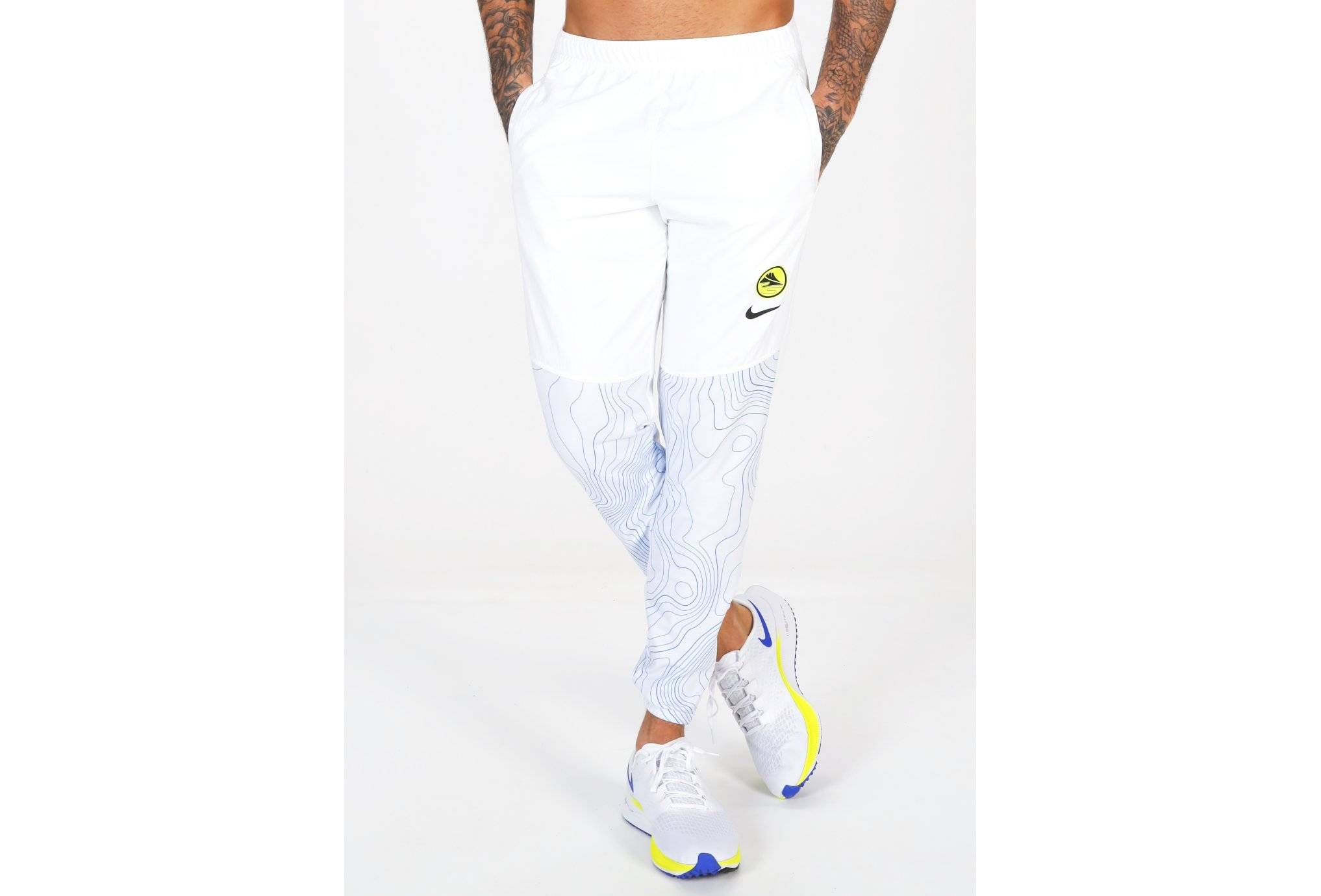 nike therma essential ekiden