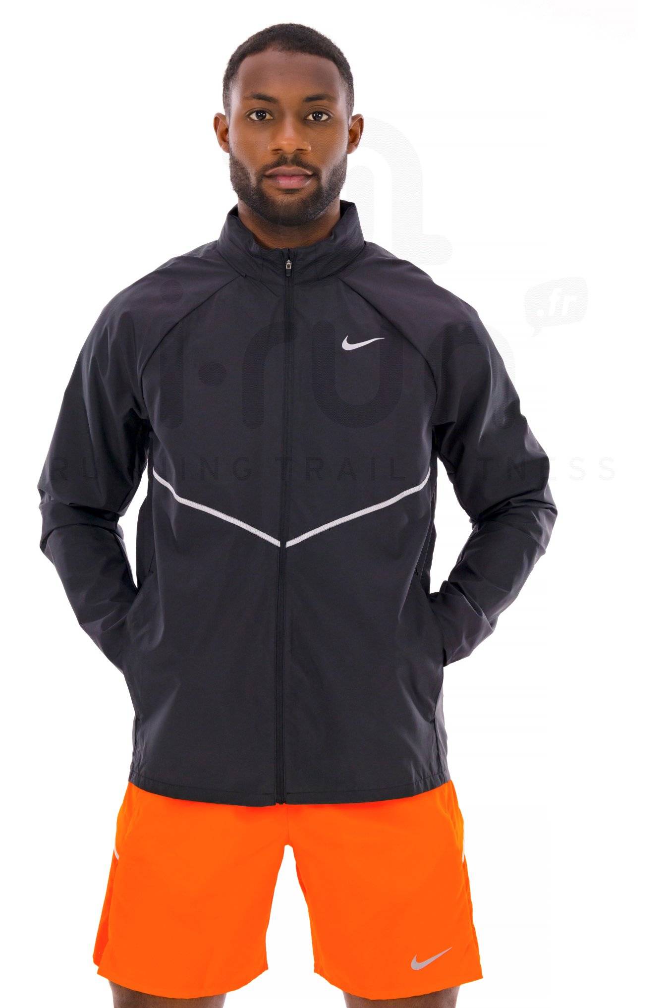 Nike UV Repel Miler 