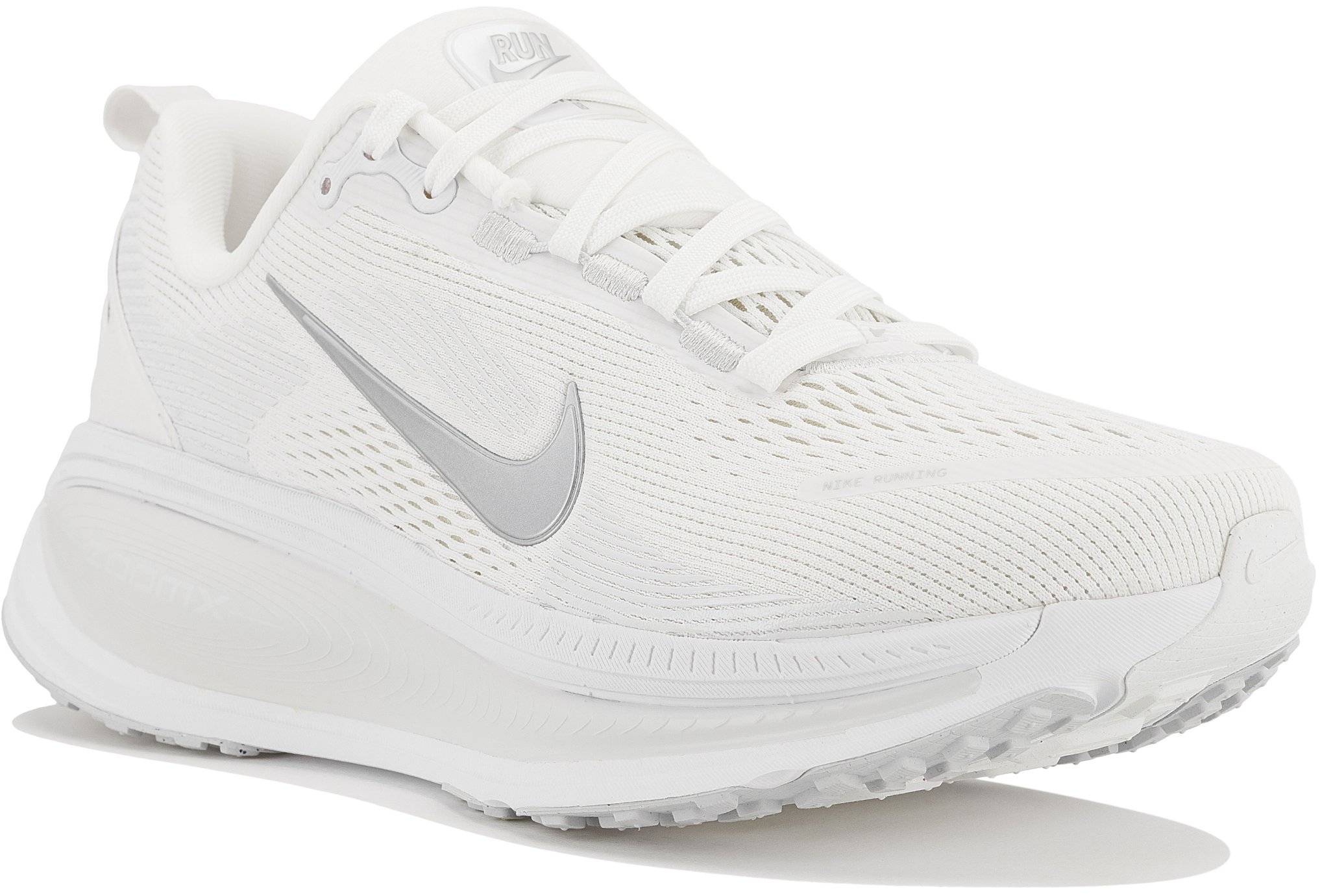 Nike Vomero 18 