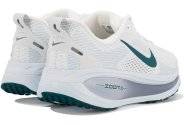 Nike Vomero 18