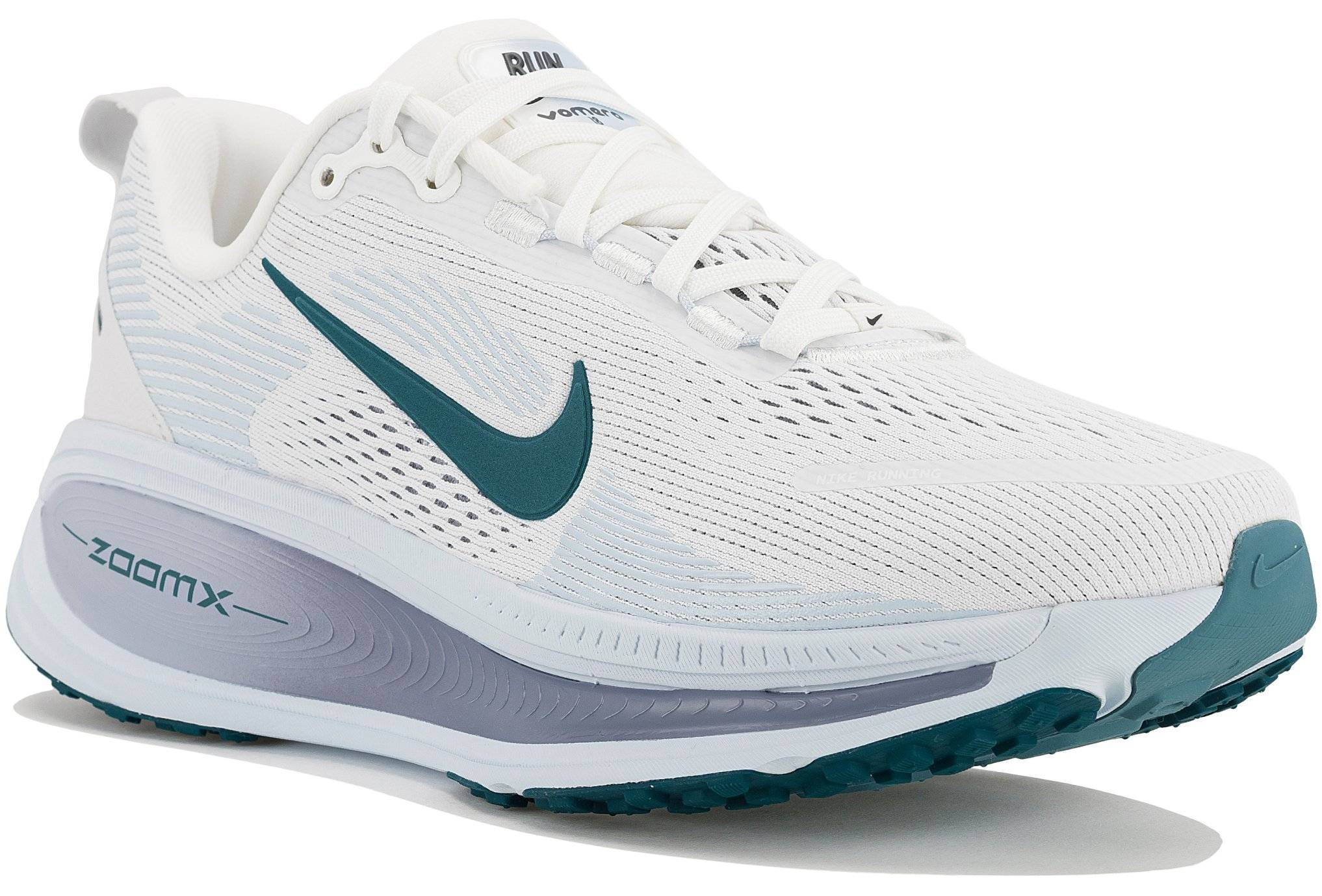 Nike Vomero 18 