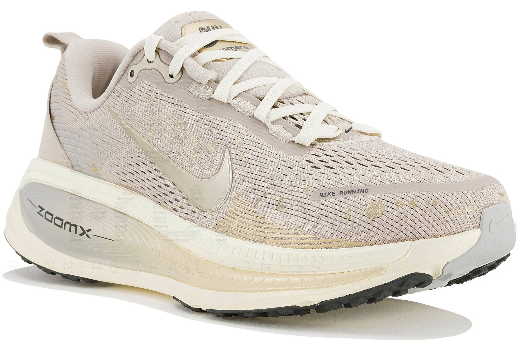 Nike Vomero 18 Light Within 2.0