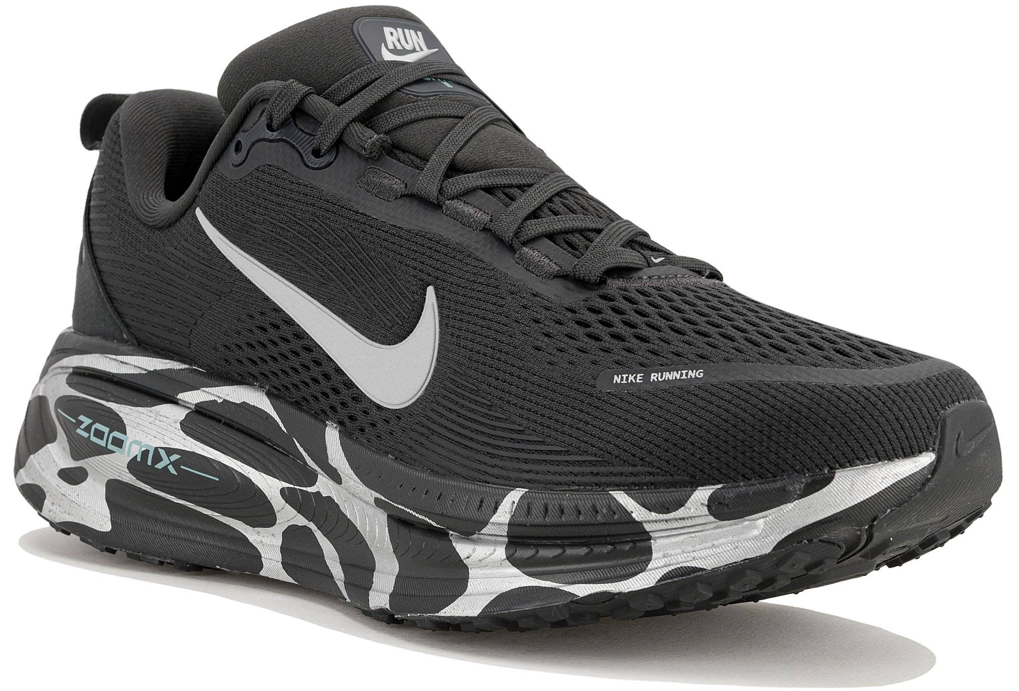 Nike Vomero 18 